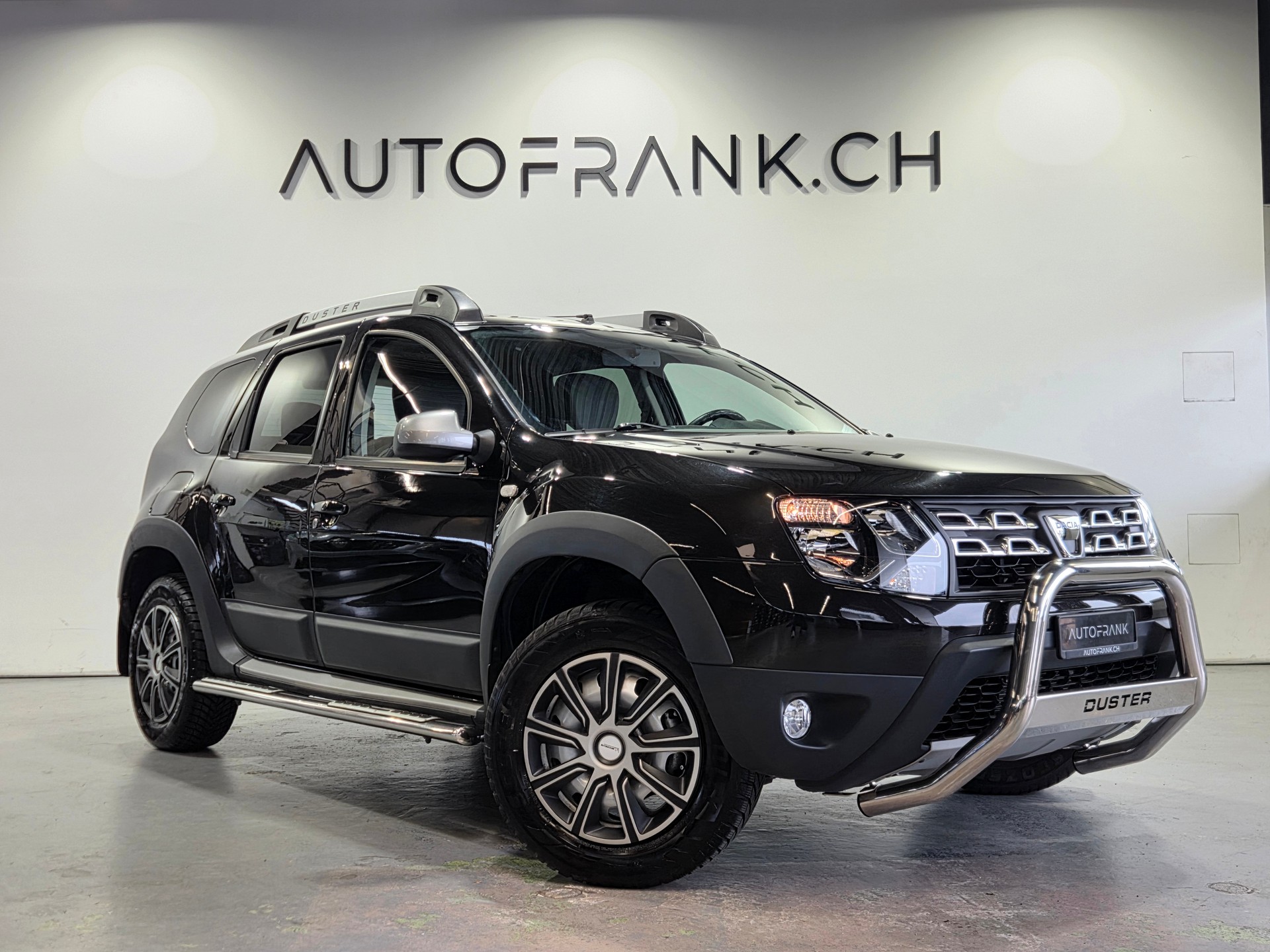 DACIA Duster 1.2 TCe Essential 4x4 S/S-image-0