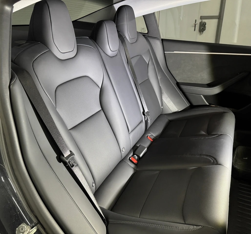 TESLA Model 3 Long Range Dual Motor AWD / Autopilot 4.0-image-8
