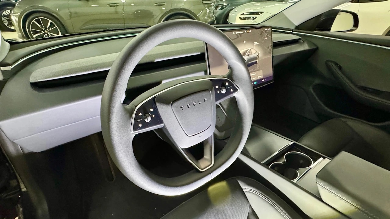 TESLA Model 3 Long Range Dual Motor AWD / Autopilot 4.0-image-9