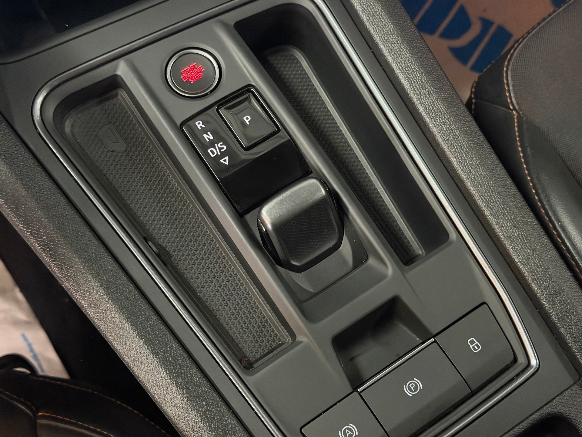 CUPRA Formentor 1.5 TSI DSG | Frisch MFK | Navi | Rückfahrkamera | Apple Carplay-image-14