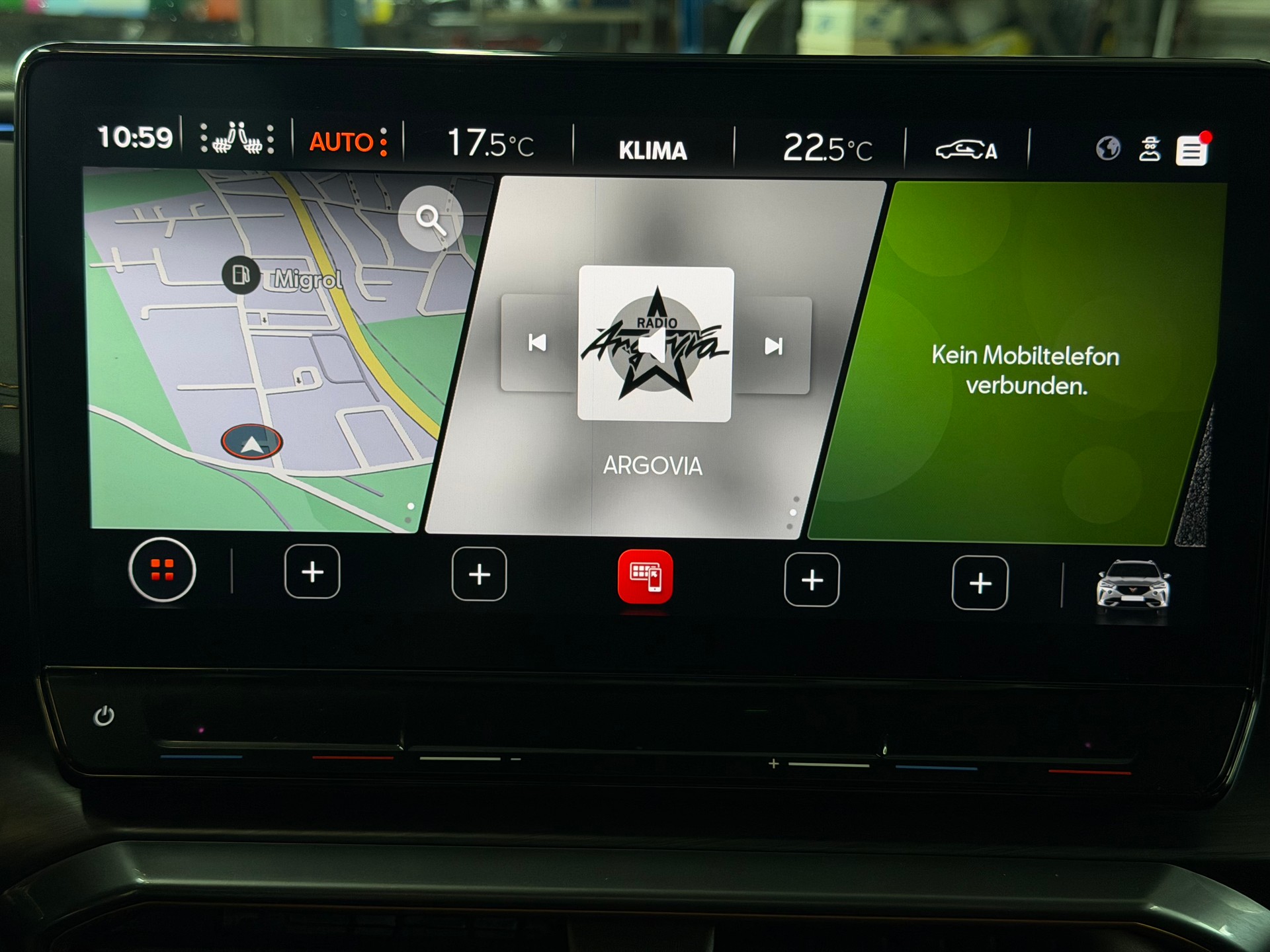 CUPRA Formentor 1.5 TSI DSG | Frisch MFK | Navi | Rückfahrkamera | Apple Carplay-image-17