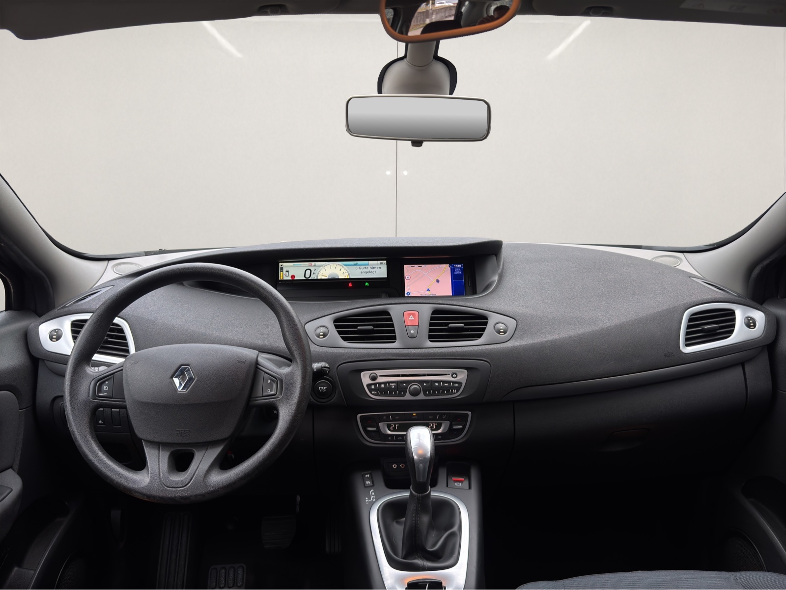 RENAULT Scénic 2.0 16V Dynamique X-Tronic CVT-image-10