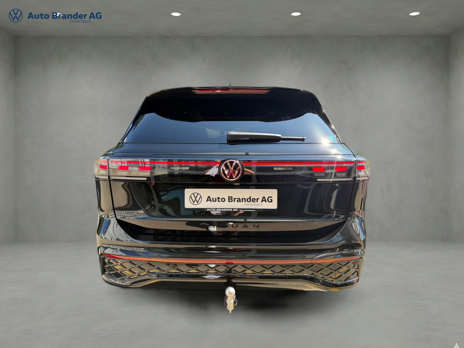 VW Tiguan 2.0 TSI DSG R-Line Plus 4Motion-image-4