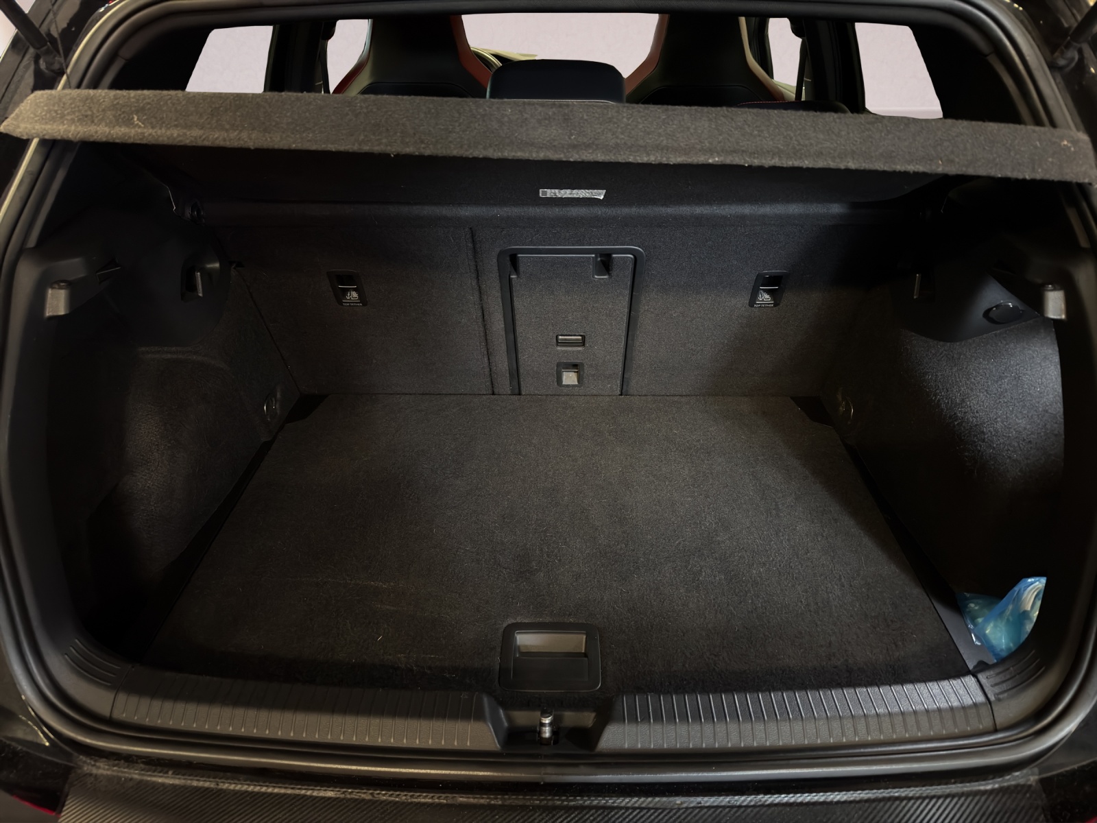 VW Golf 2.0 TSI GTI Clubsport DSG-image-18