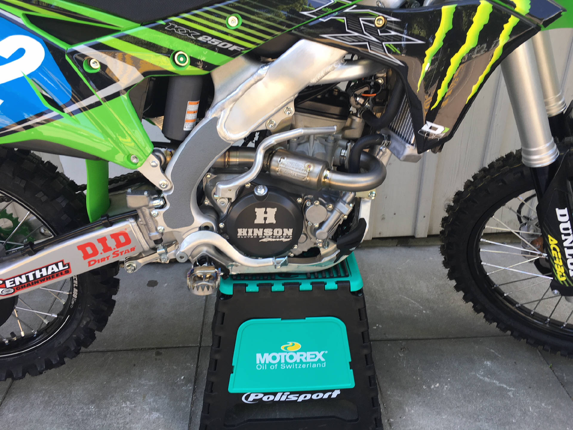 KAWASAKI KX250F mieten Fr.280.-/ Tag-image-7