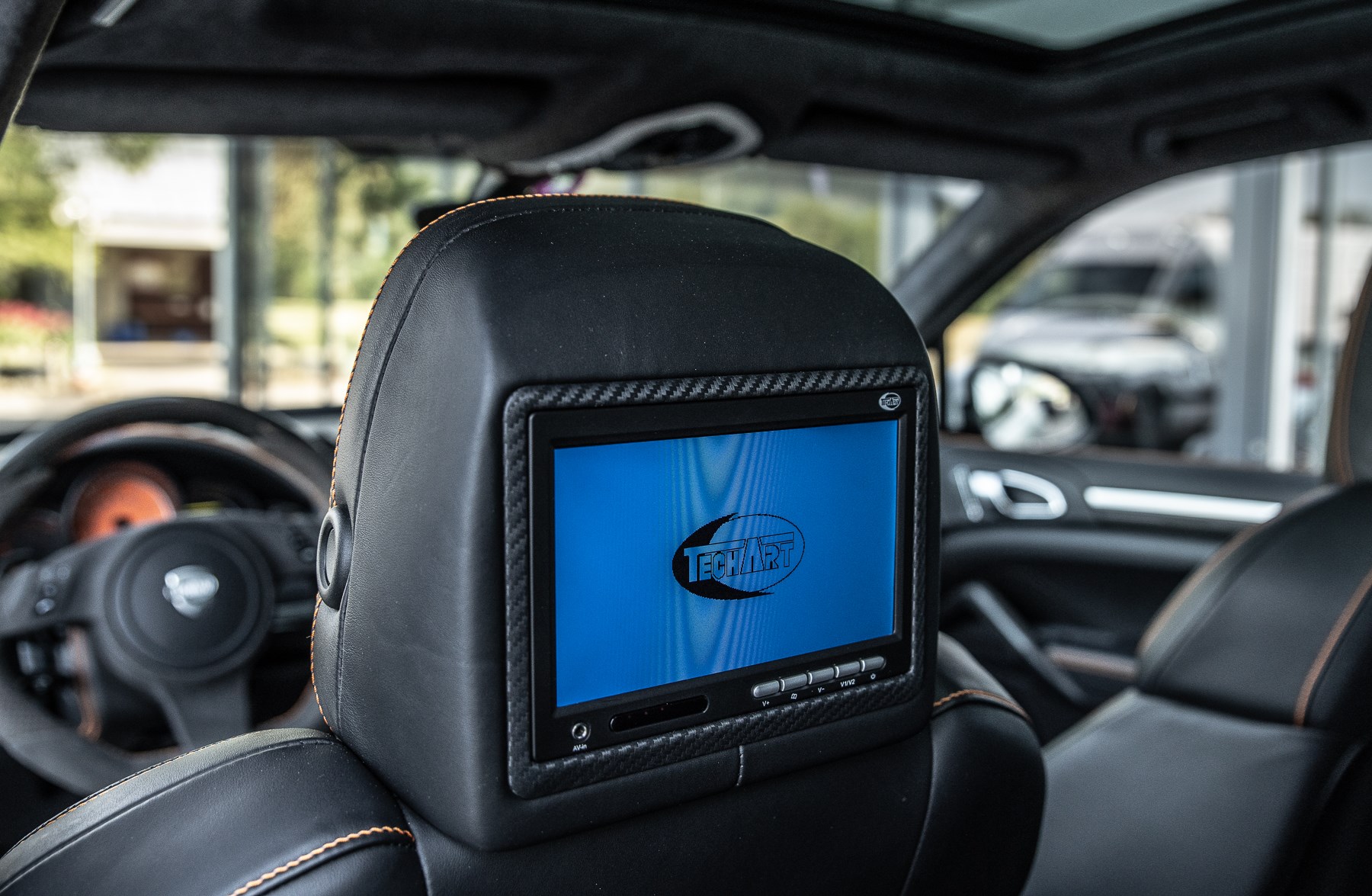 PORSCHE Cayenne Turbo "TECHART MAGNUM"-image-16