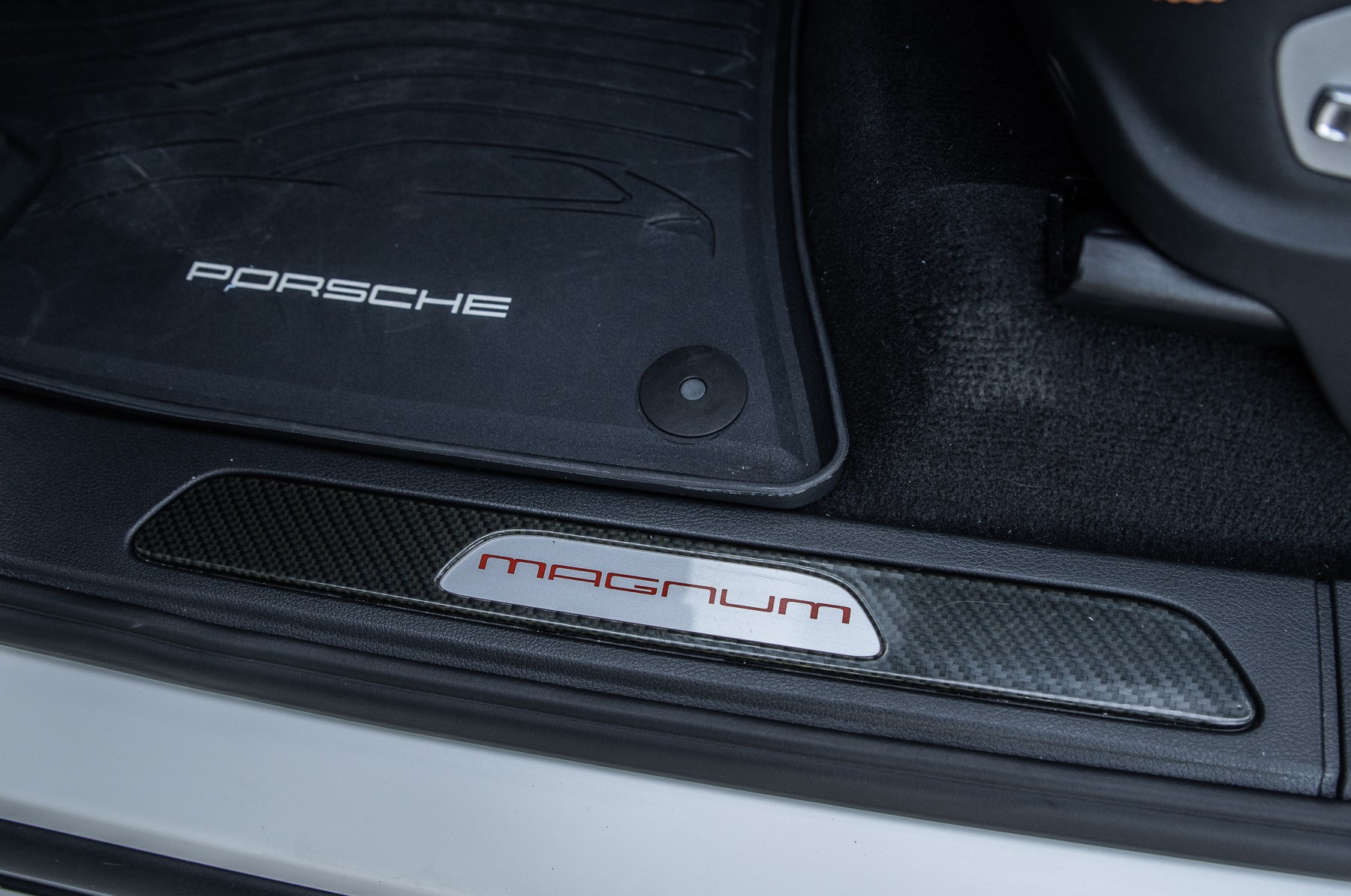 PORSCHE Cayenne Turbo "TECHART MAGNUM"-image-23