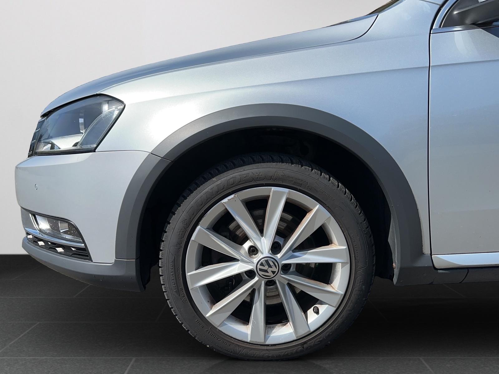 VW Passat Alltrack 2.0 TDI BMT 4Motion DSG-image-13