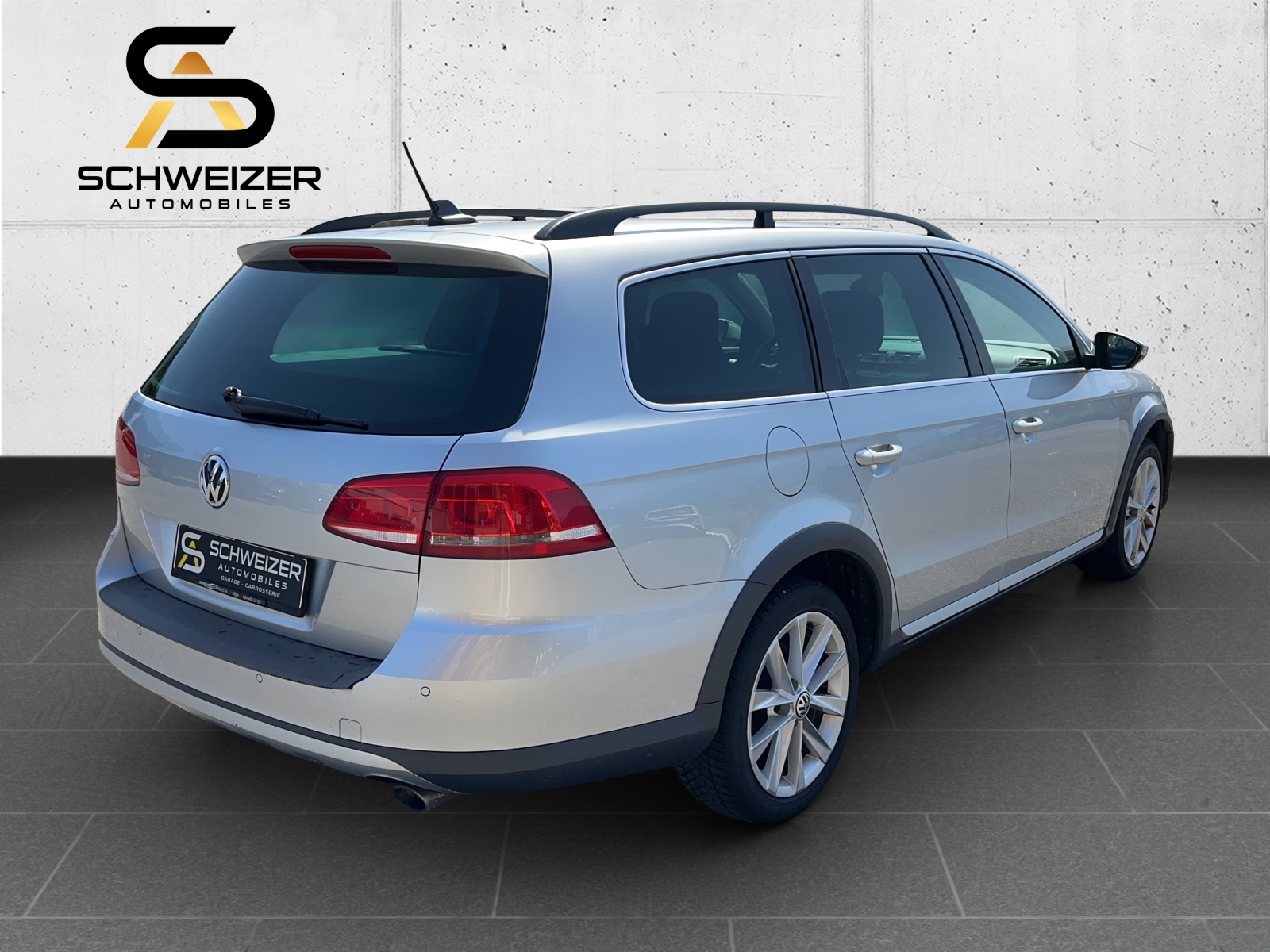 VW Passat Alltrack 2.0 TDI BMT 4Motion DSG-image-6