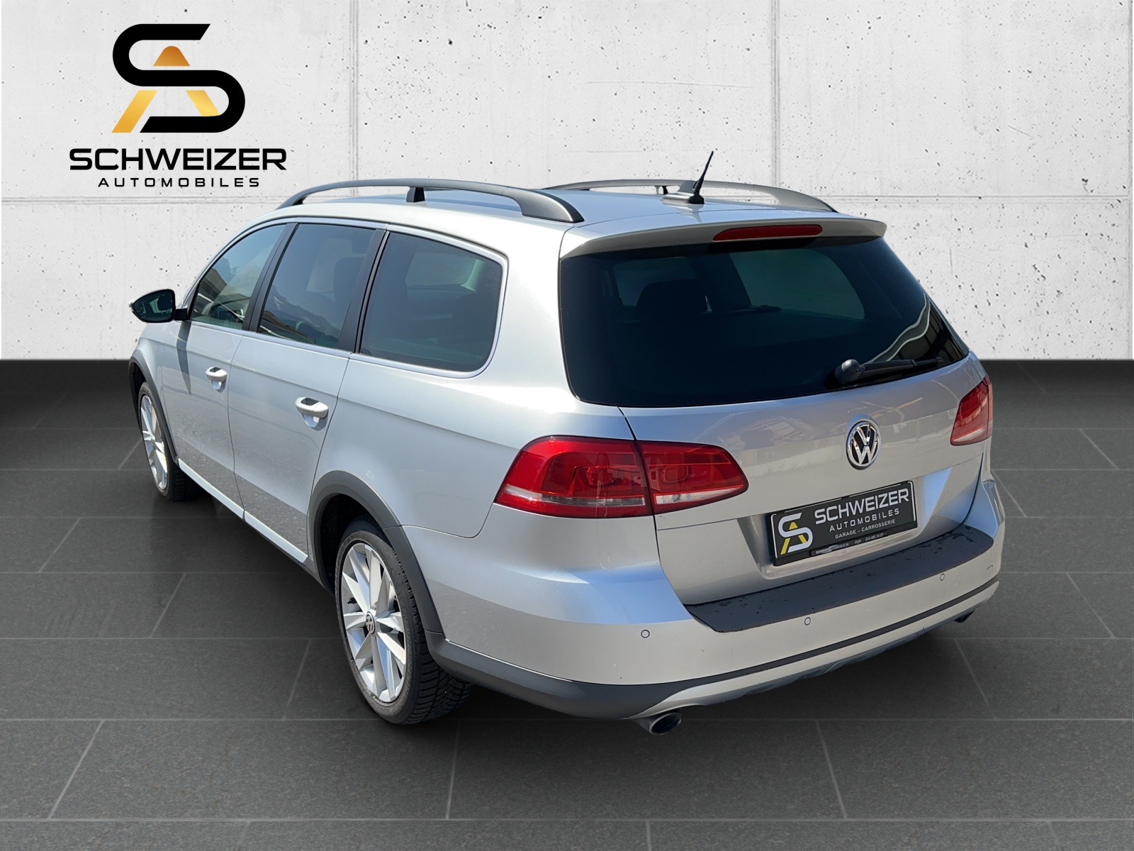 VW Passat Alltrack 2.0 TDI BMT 4Motion DSG-image-5