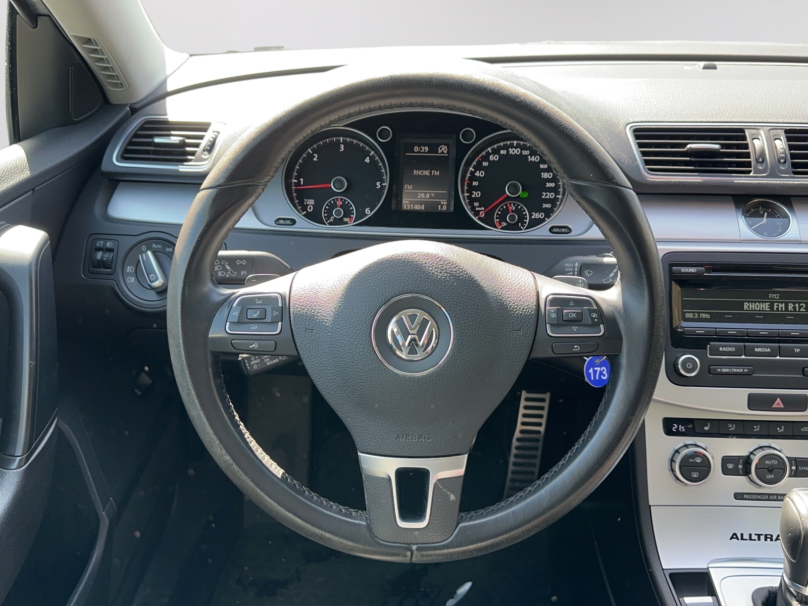 VW Passat Alltrack 2.0 TDI BMT 4Motion DSG-image-9