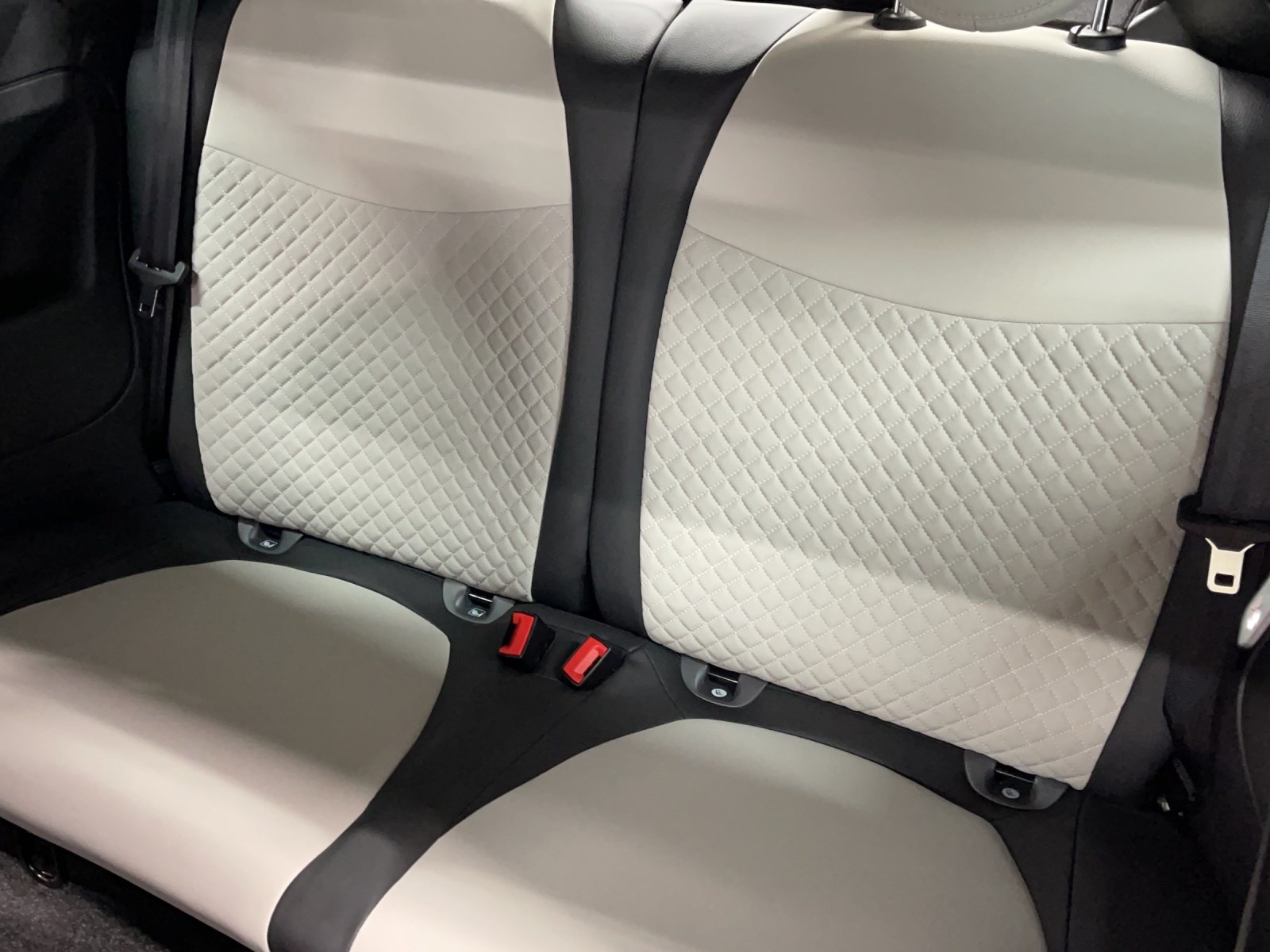 FIAT 500C Dolcevita 1.0 Hybrid-image-15