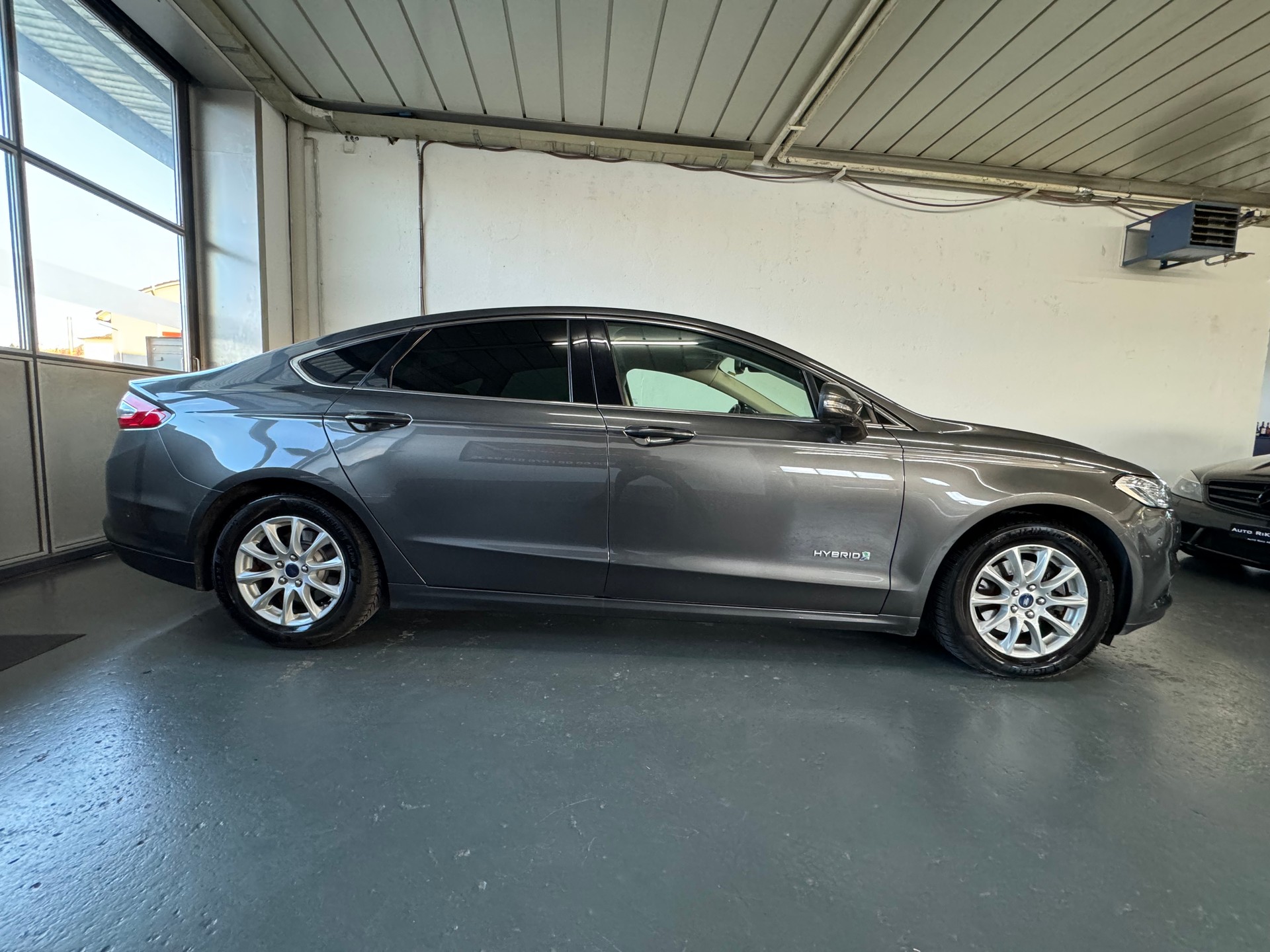 FORD Mondeo 2.0 HEV Titanium eCVT-image-5