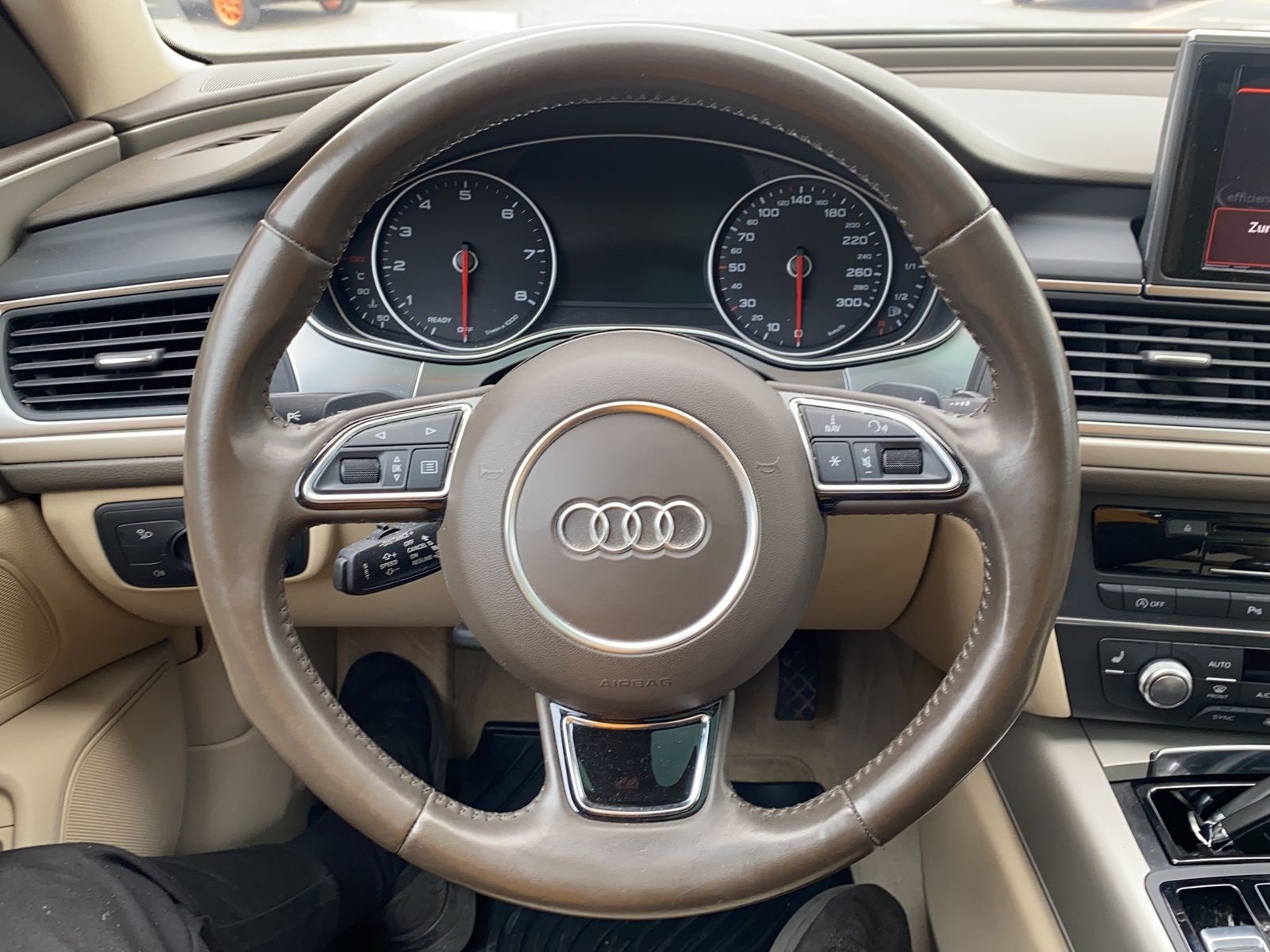 AUDI A6 Avant 3.0 TFSI V6 quattro S-tronic-image-13