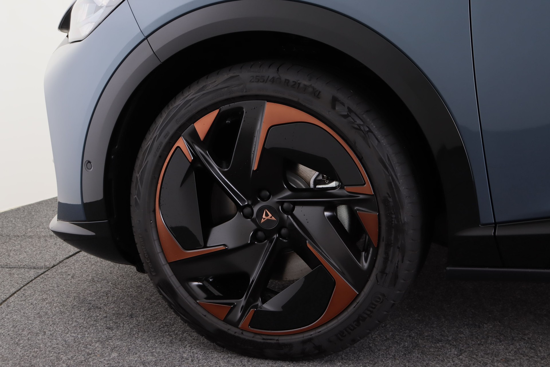 CUPRA Tavascan Type 9 77 kWh Adrenaline-image-12
