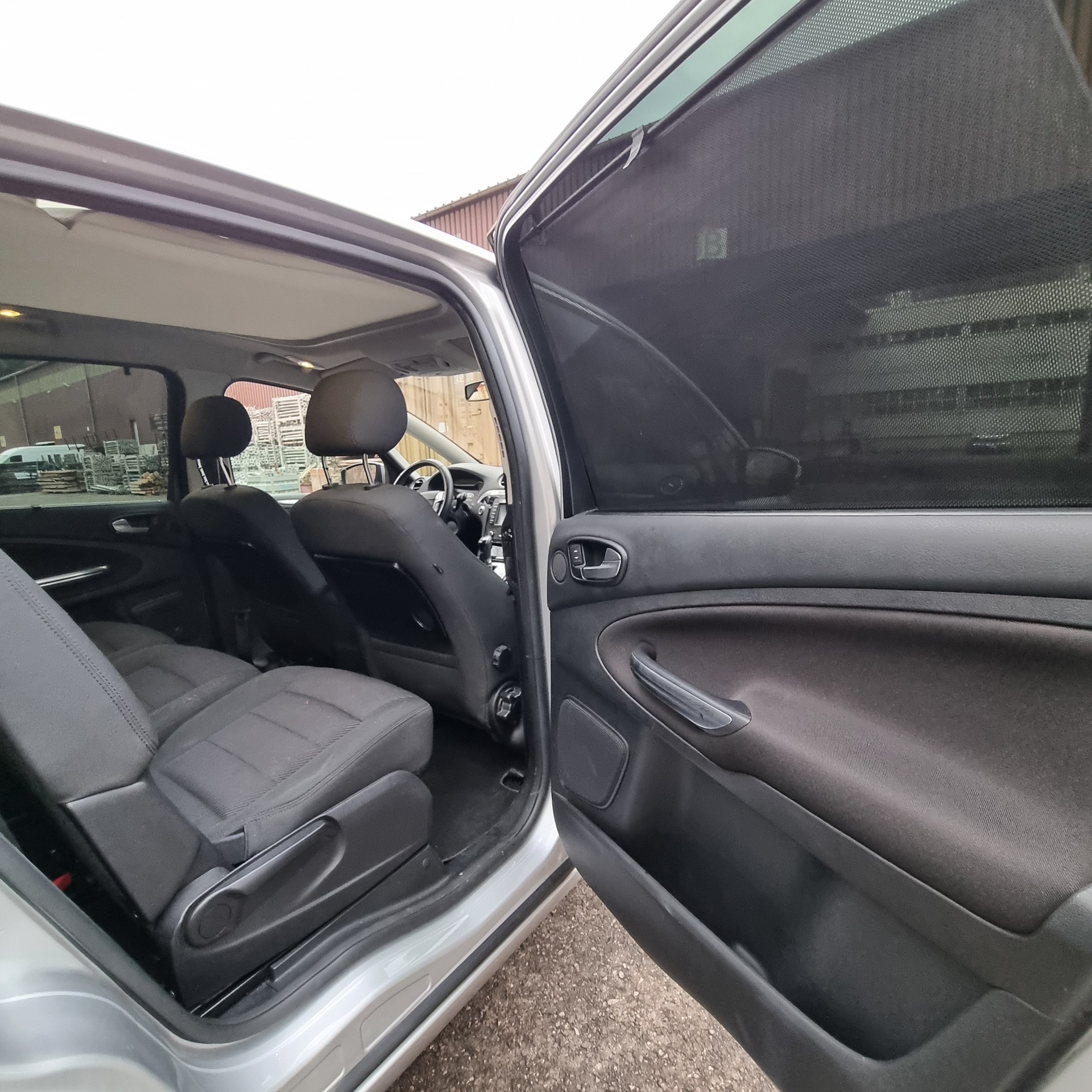 FORD S-Max 2.0 SCTi TitaniumS PowerShift-image-6