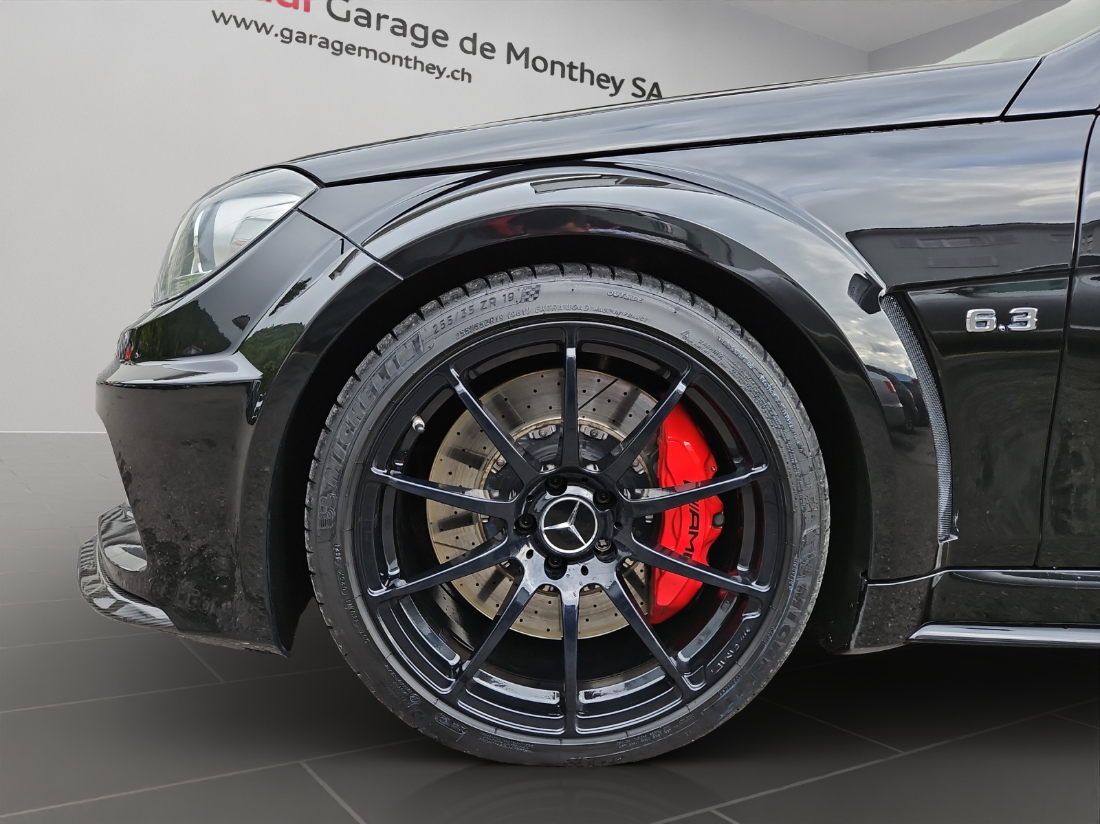 MERCEDES-BENZ C 63 Coupé AMG Black Series-image-6