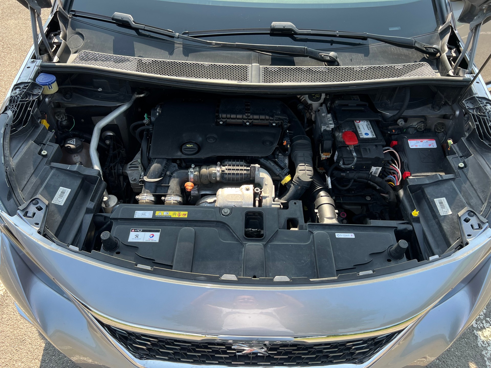 PEUGEOT 5008 1.6 BlueHDi Allure ETA-image-19