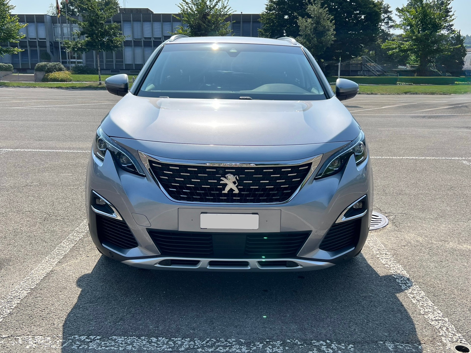 PEUGEOT 5008 1.6 BlueHDi Allure ETA-image-7