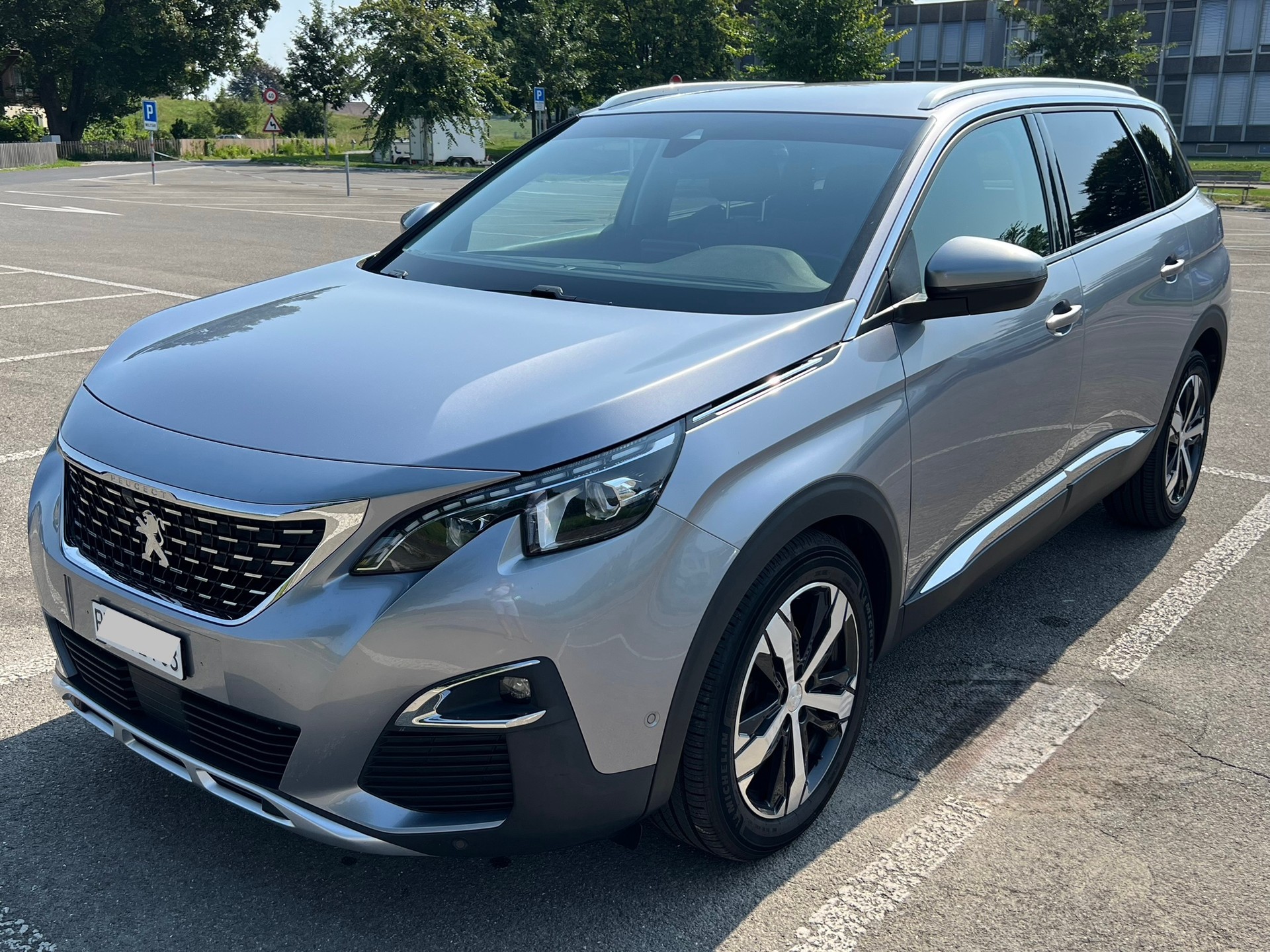 PEUGEOT 5008 1.6 BlueHDi Allure ETA