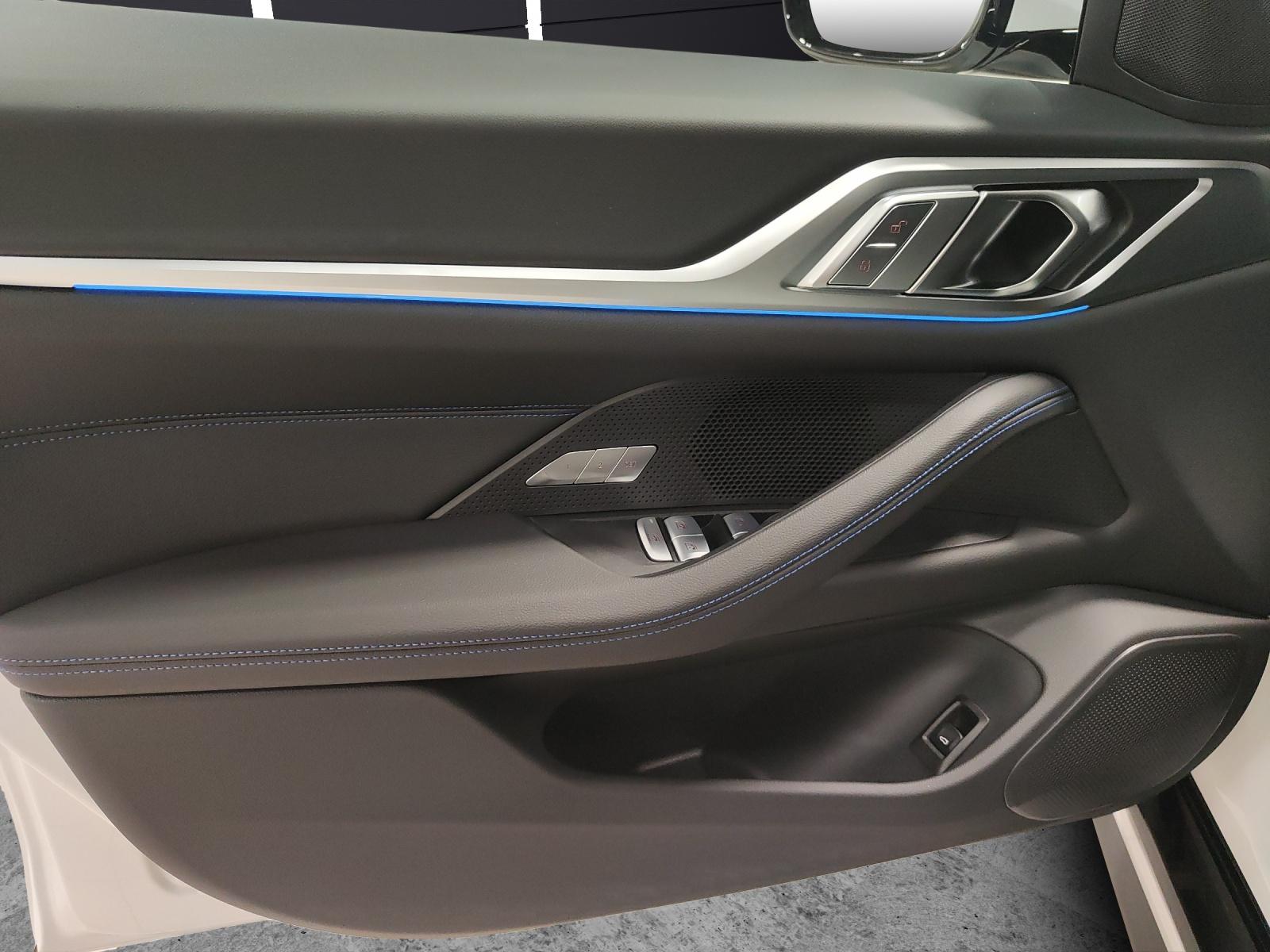 BMW i4 xDrive40-image-10