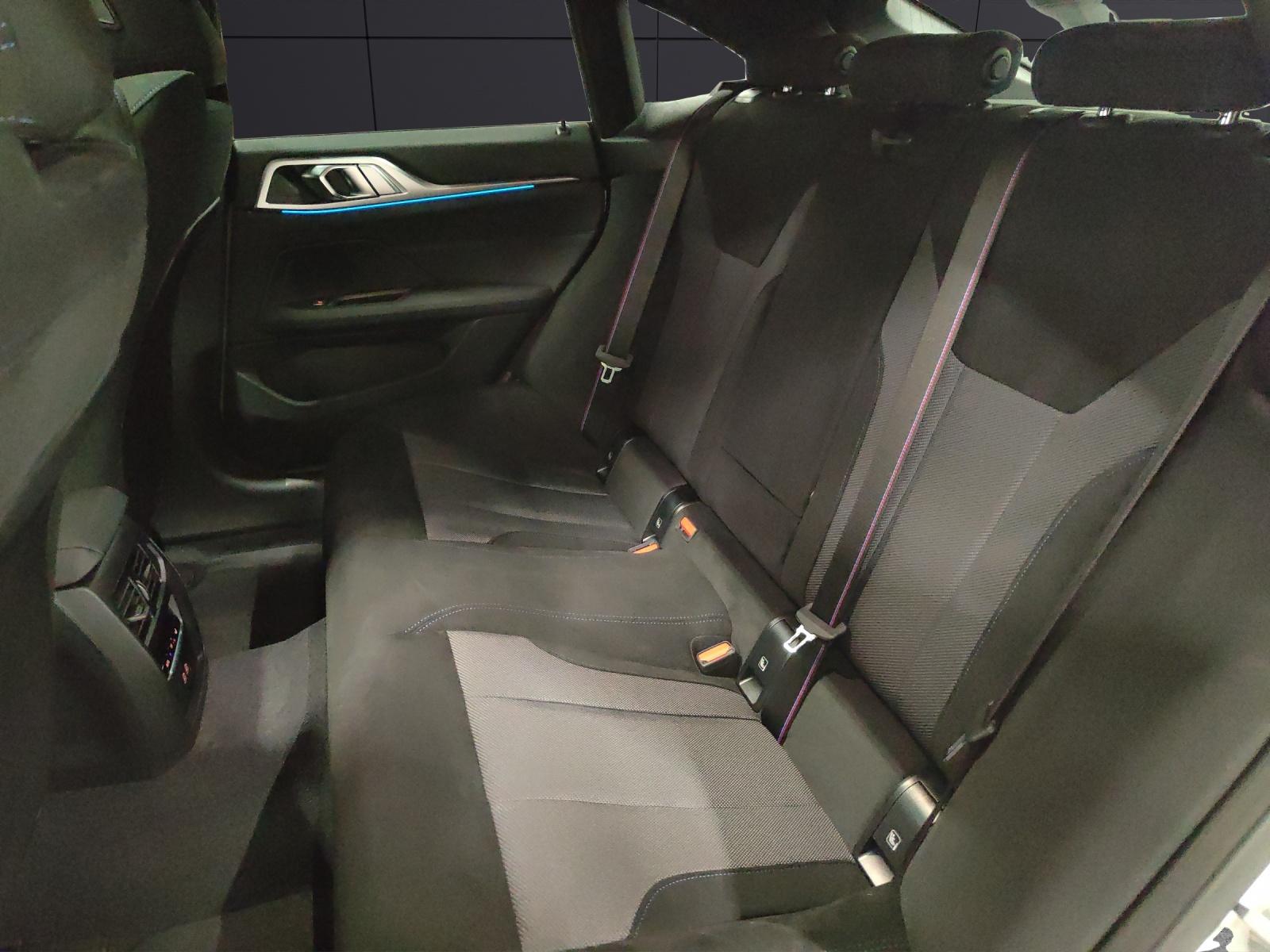 BMW i4 xDrive40-image-20