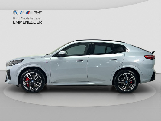 BMW iX2 xDrive 30 M Sport Pro-image-1