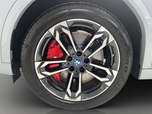 BMW iX2 xDrive 30 M Sport Pro-image-7