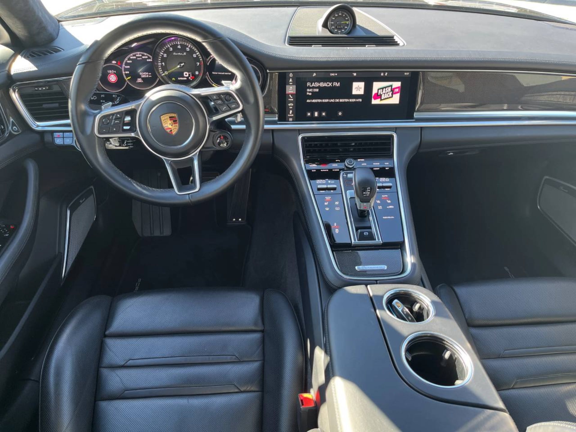 PORSCHE Panamera Turbo S E-Hybrid Sport Turismo-image-12