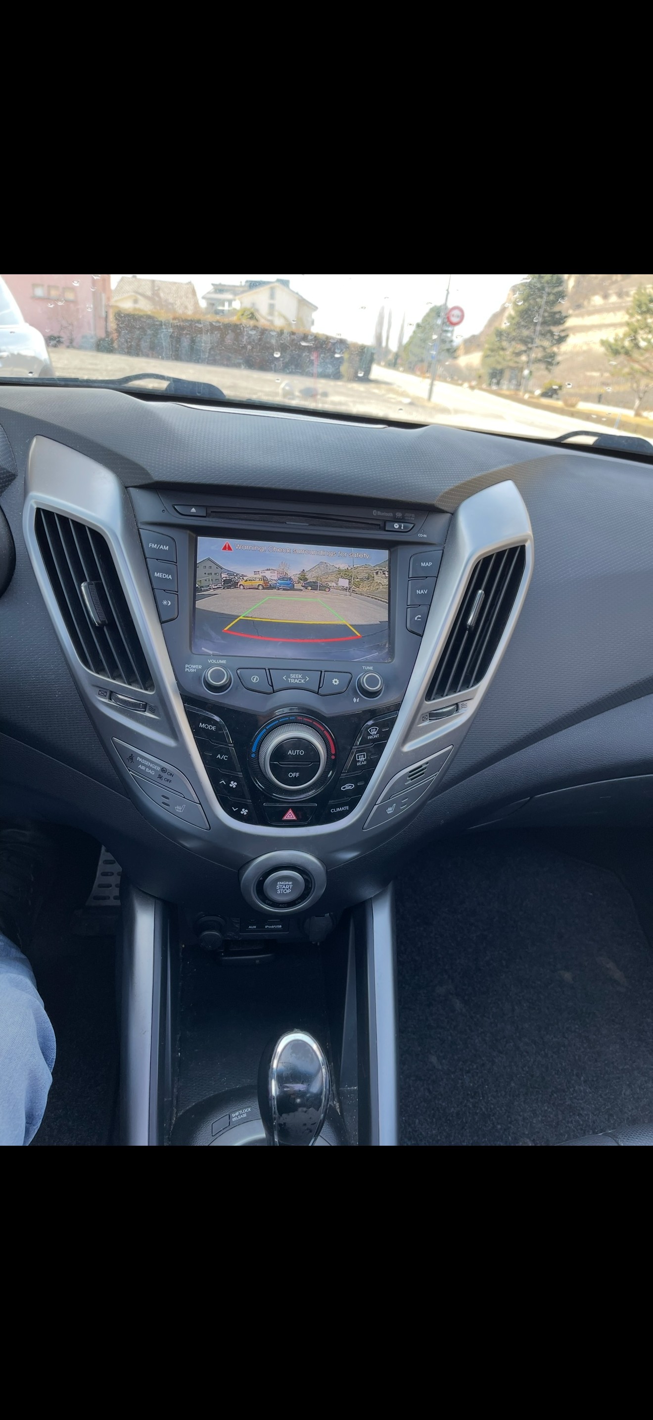 HYUNDAI Veloster 1.6 GDI automatique-image-11