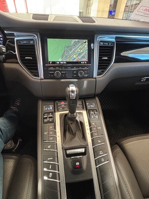 PORSCHE Macan S Diesel PDK-image-6