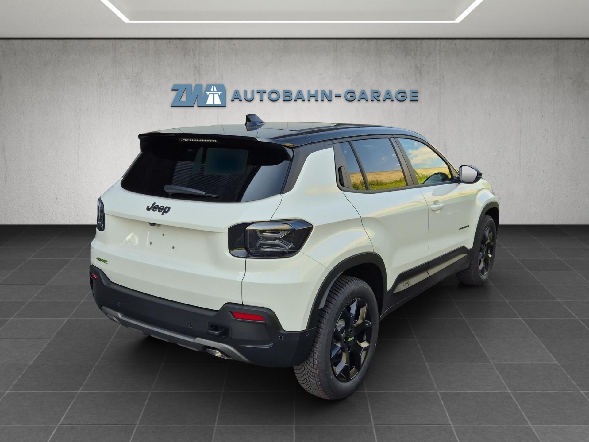 JEEP Avenger 1.2 MHEV Overland 4xe-image-4