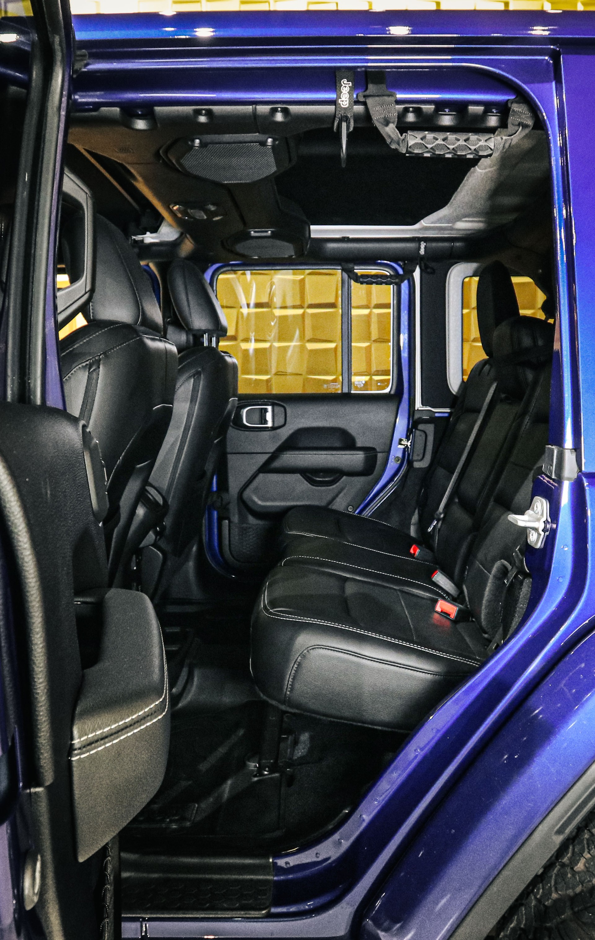 JEEP Wrangler 2.0 Unlimited SAHARA 4x4 A/T-image-13