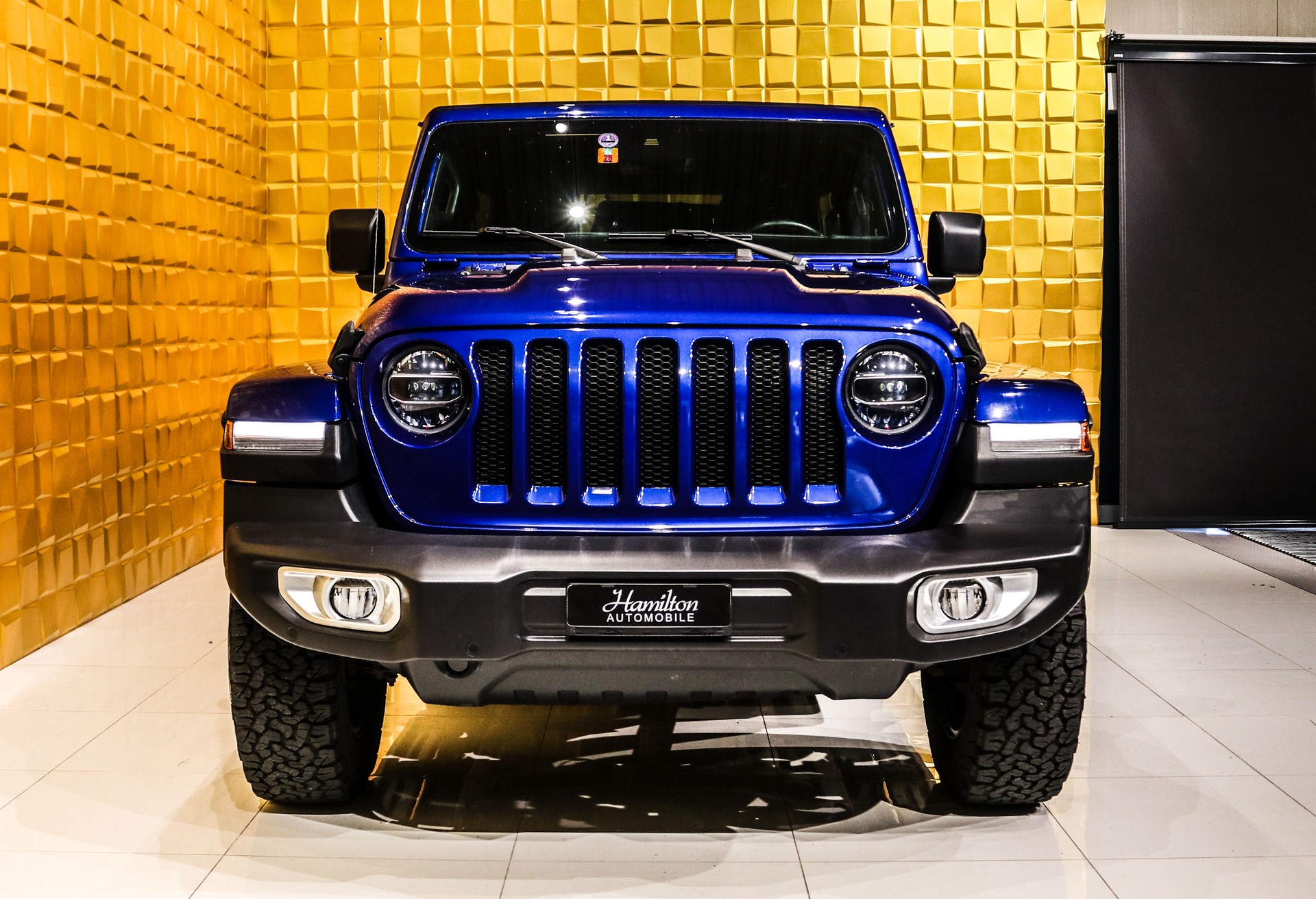 JEEP Wrangler 2.0 Unlimited SAHARA 4x4 A/T-image-2