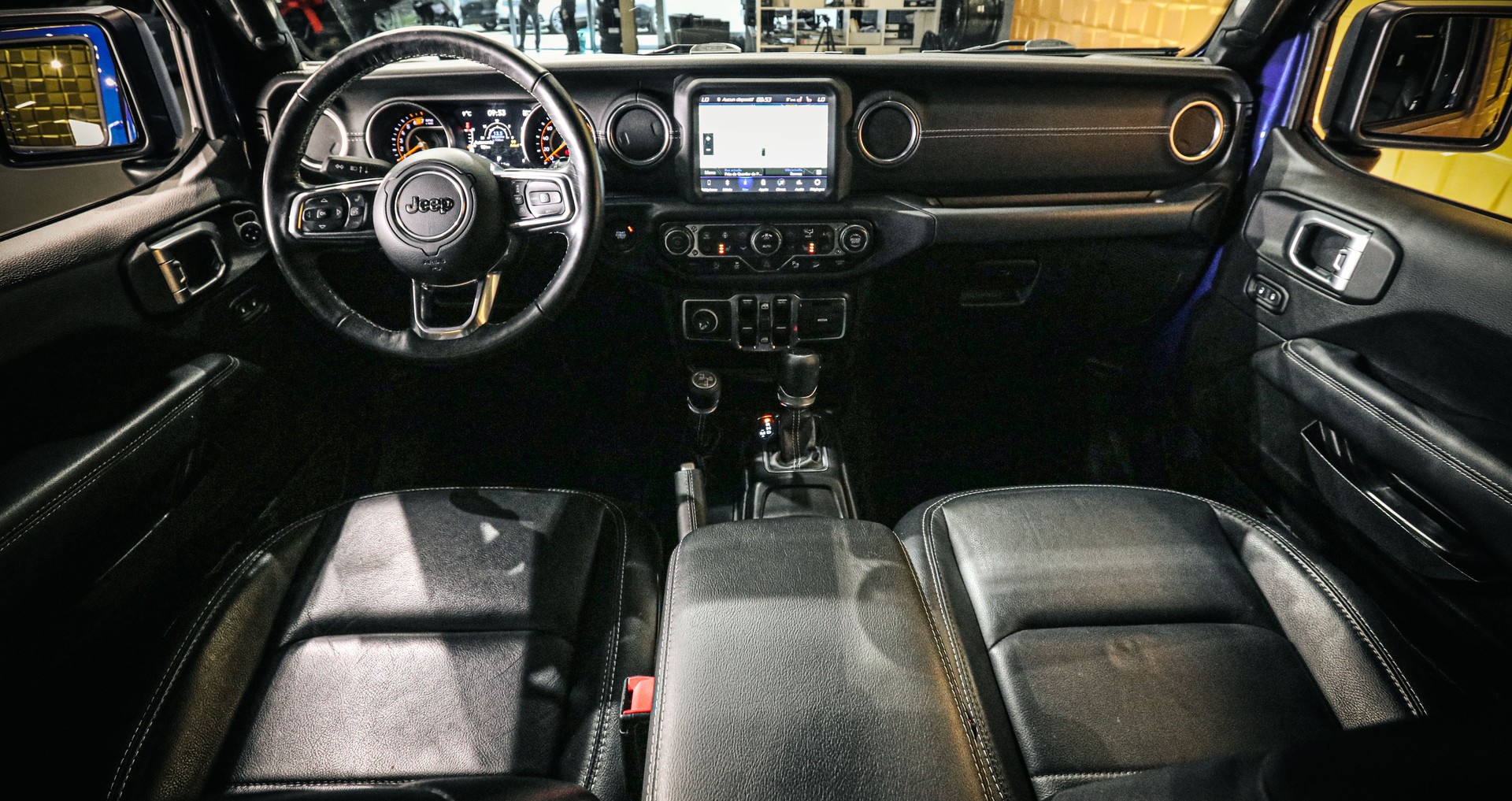 JEEP Wrangler 2.0 Unlimited SAHARA 4x4 A/T-image-14