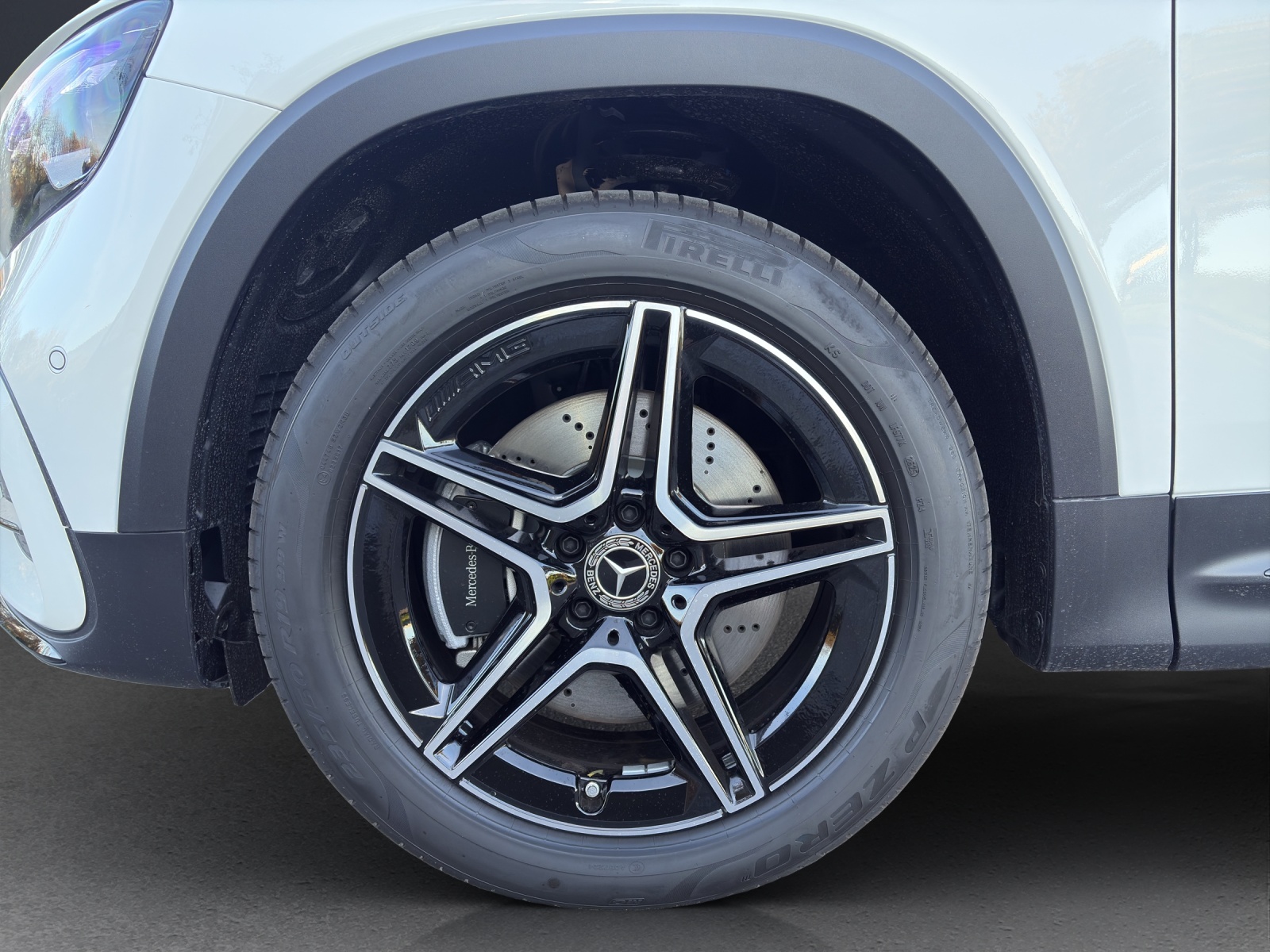 MERCEDES-BENZ GLB 220 4Matic 8G-Tronic-image-10