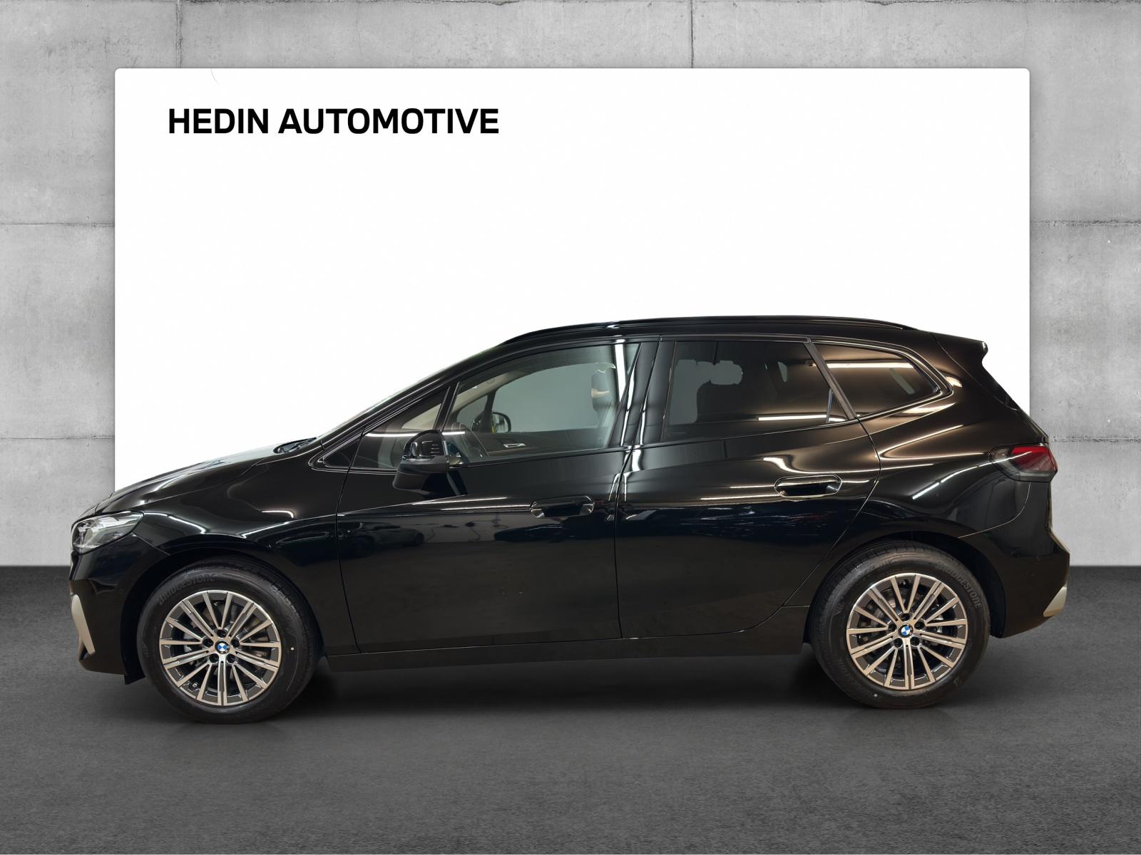 BMW 218d Active Tourer-image-1