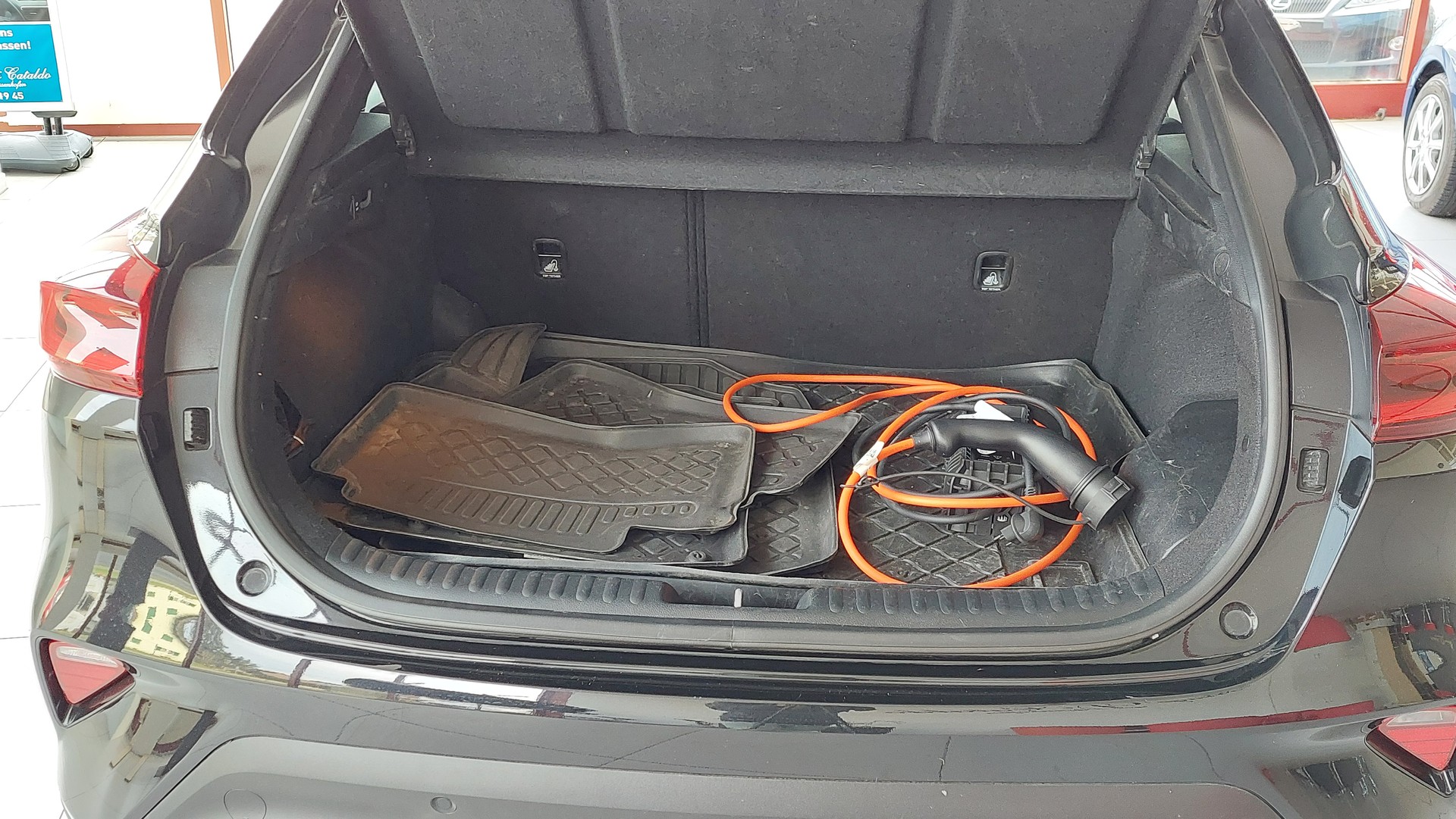 KIA Xceed 1.6 GDi Plug-in Hybrid Style DCT-image-14