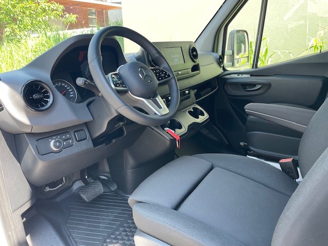 MERCEDES-BENZ Sprinter 317 CDI Standard 9G-TRONIC-image-7