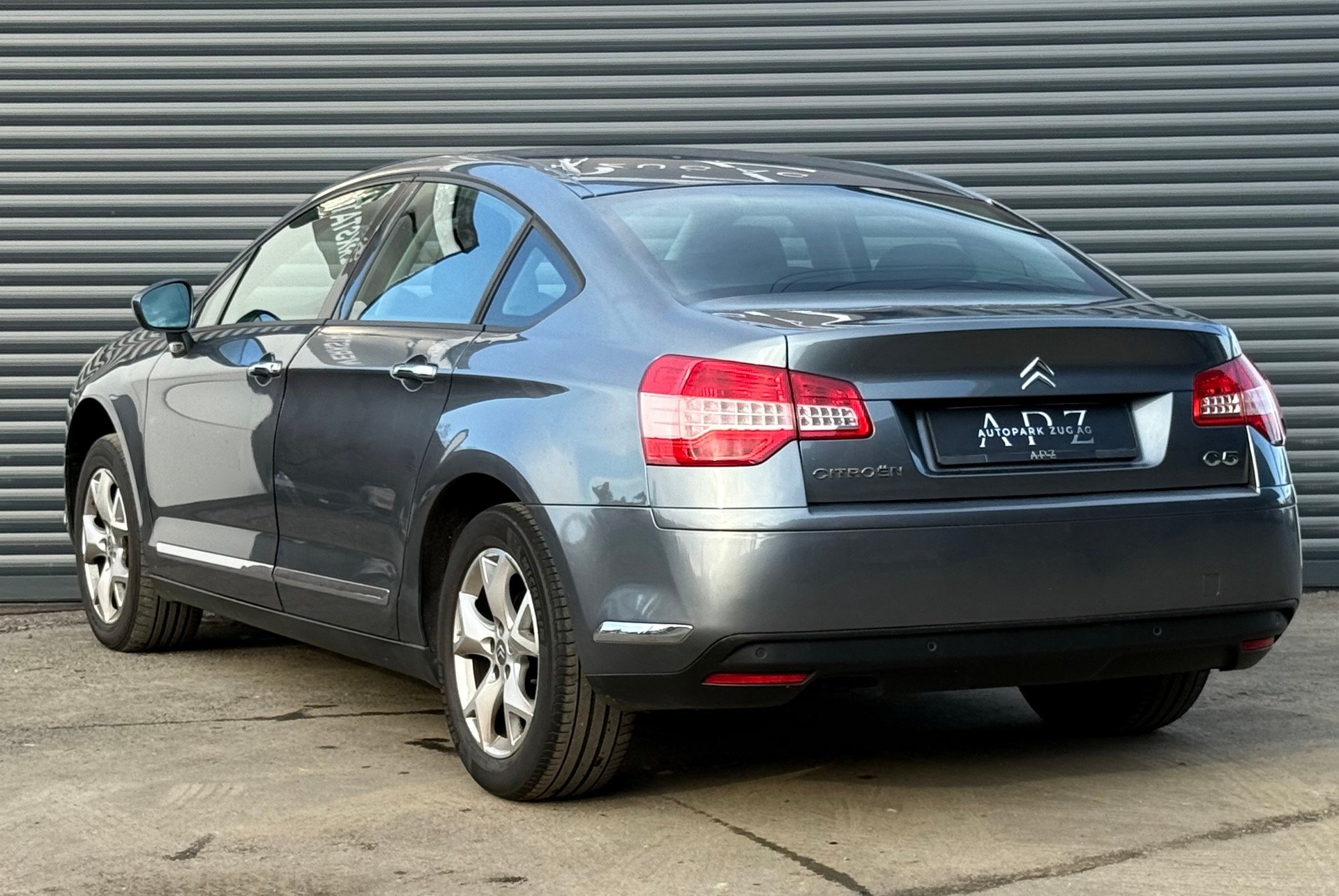 CITROEN C5 Berline 2.0 HDi Dynamique+ Automatic-image-6