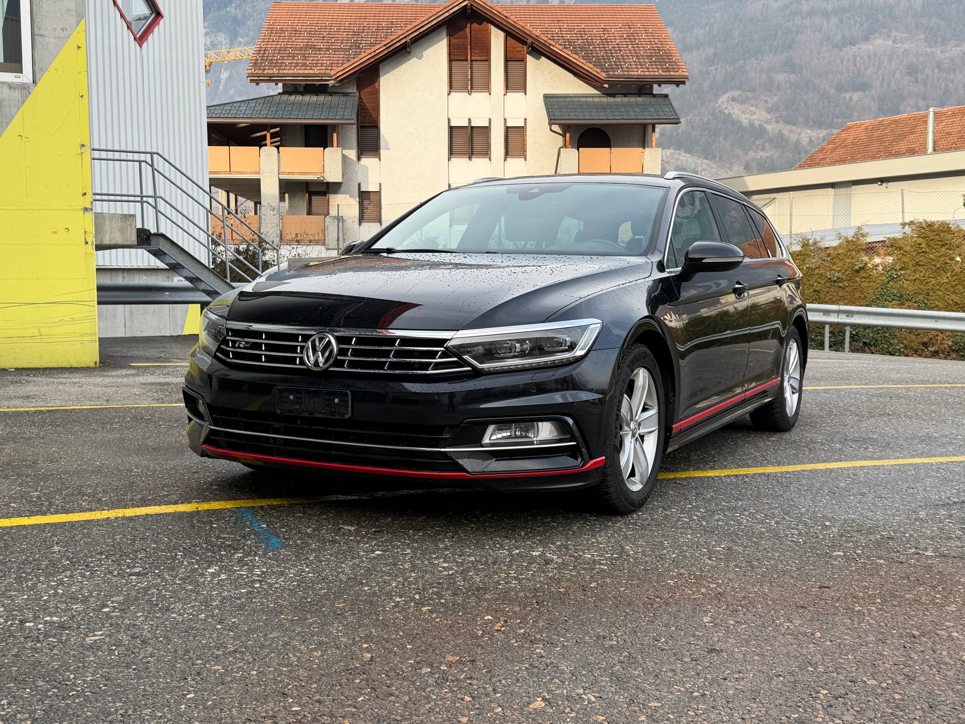 VW Passat Variant 2.0 TSI R-Line Edition 4Motion DSG