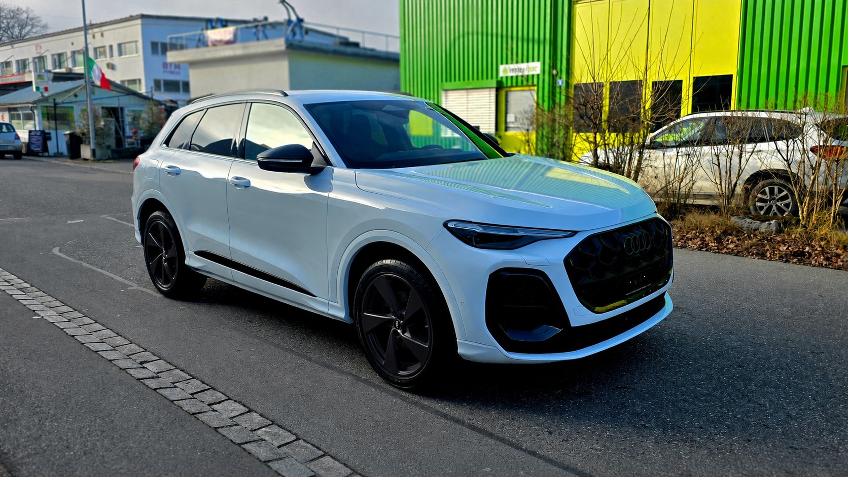 AUDI Q5 TFSI QUATTRO 150KW S-LINE S-tronic-image-0