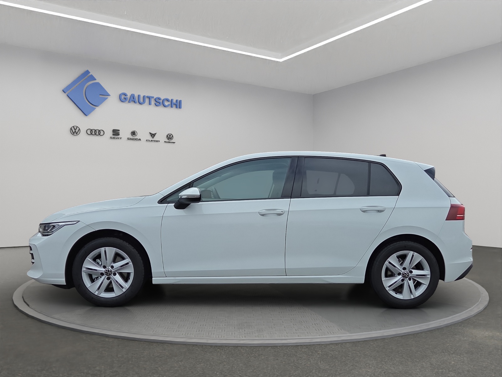 VW Golf 1.5 TSI Basis-image-1