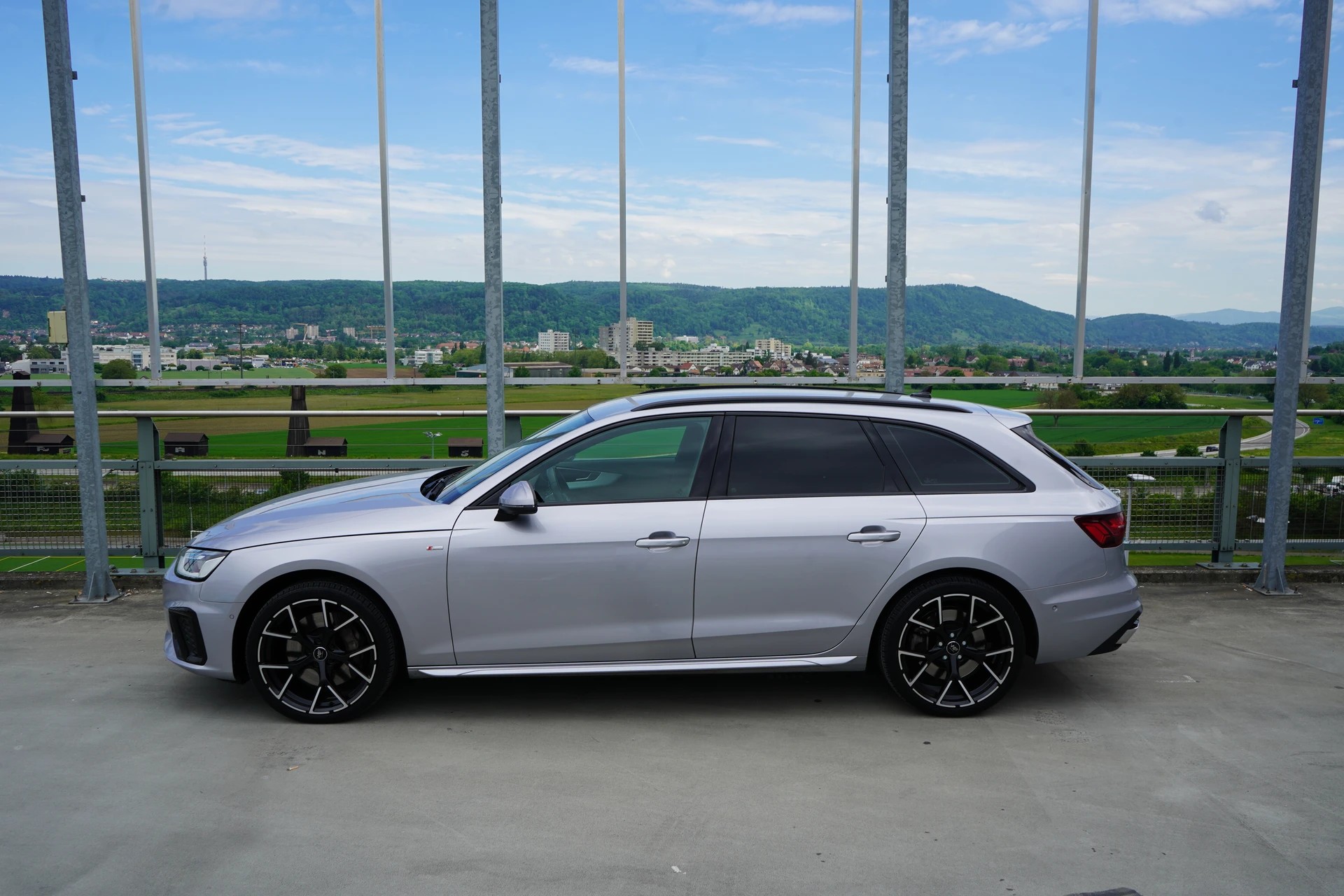 AUDI A4 AVANT 50 TDI S LINE PLUS BLACK QUATTRO TIPTRONIC l 286 PS-image-4