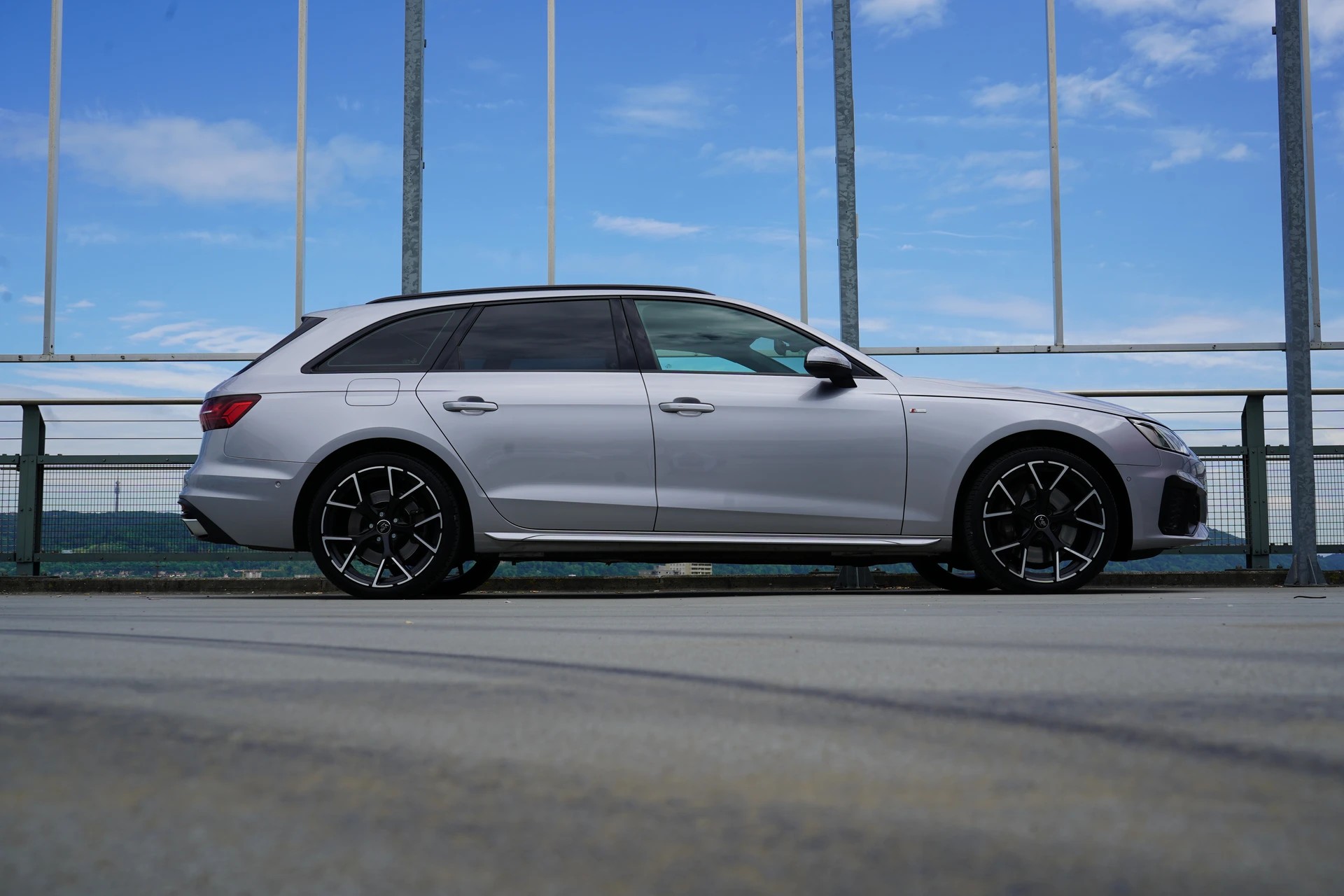 AUDI A4 AVANT 50 TDI S LINE PLUS BLACK QUATTRO TIPTRONIC l 286 PS-showroom-element-2