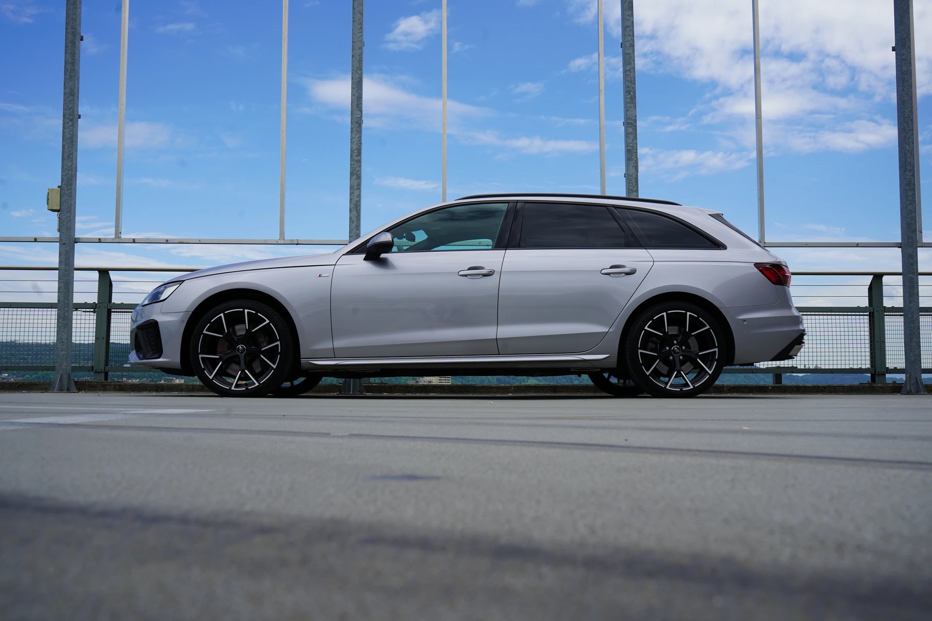 AUDI A4 AVANT 50 TDI S LINE PLUS BLACK QUATTRO TIPTRONIC l 286 PS-showroom-element-1