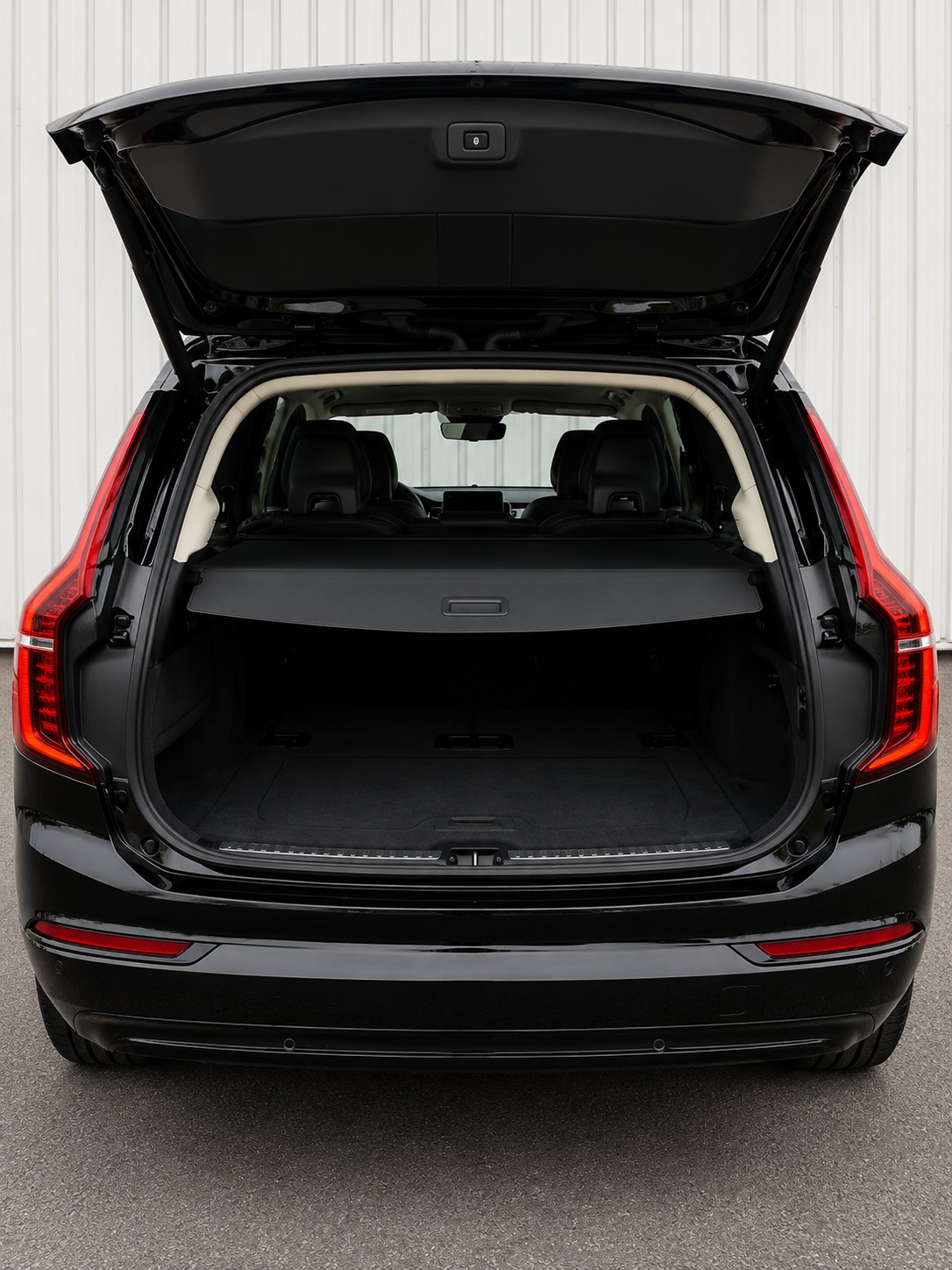 VOLVO XC90 T8 eAWD PluginHybrid Ultra Dark Geartronic-image-7