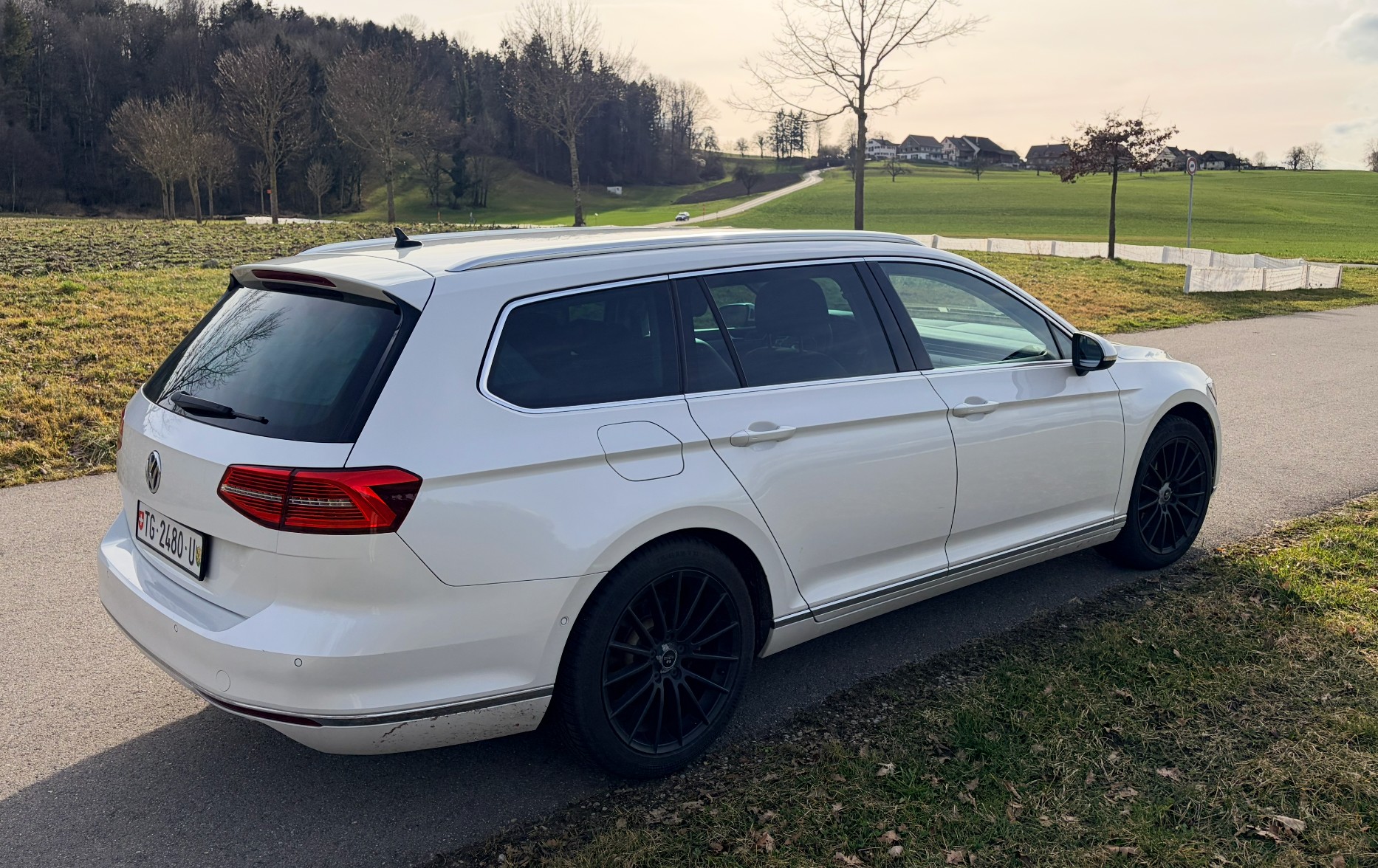 VW Passat Variant 1.8 TSI BMT Comfortline DSG-image-2