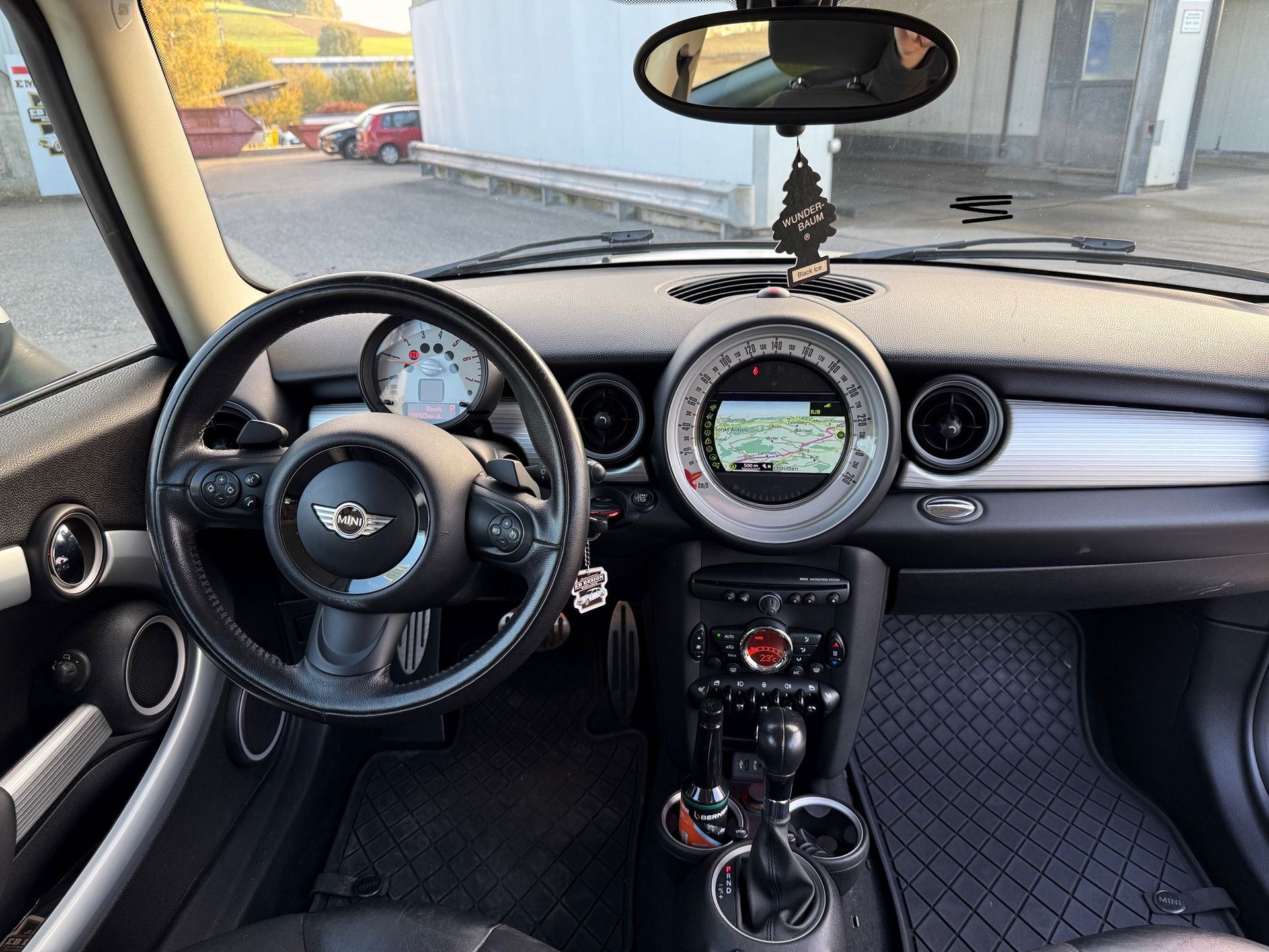 MINI Clubman Cooper SD Steptronic-image-5