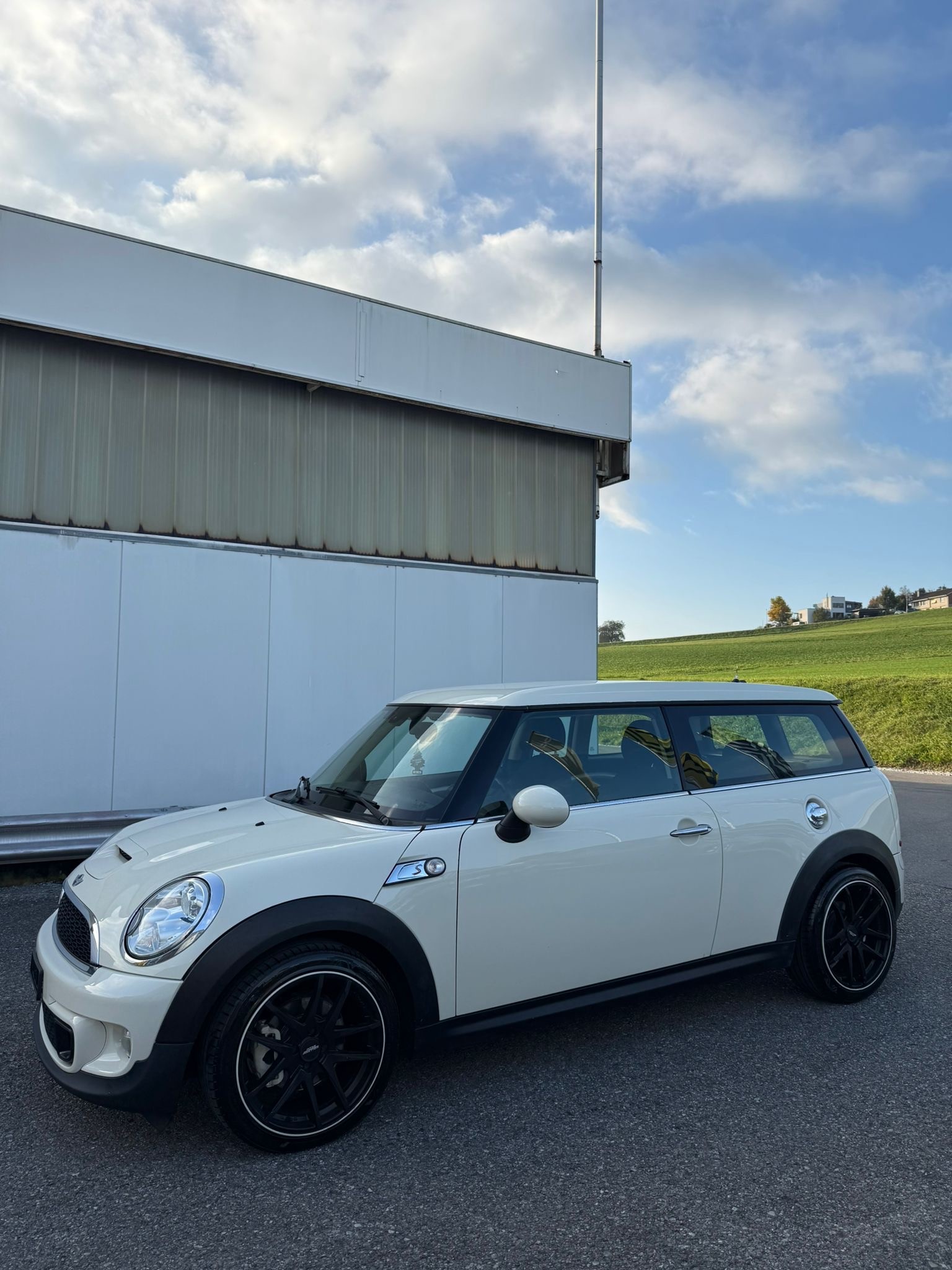 MINI Clubman Cooper SD Steptronic-image-1